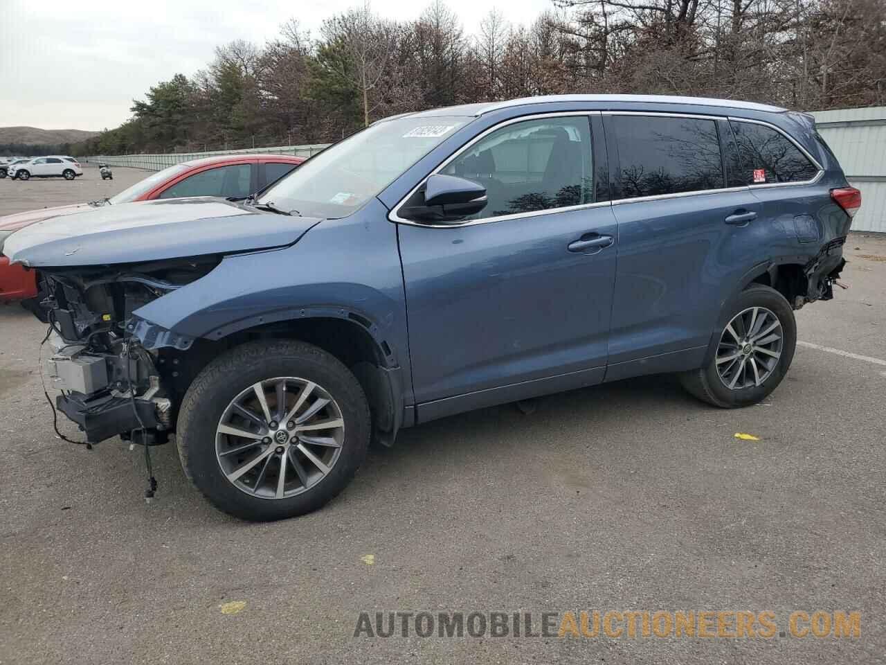 5TDJZRFHXHS521246 TOYOTA HIGHLANDER 2017