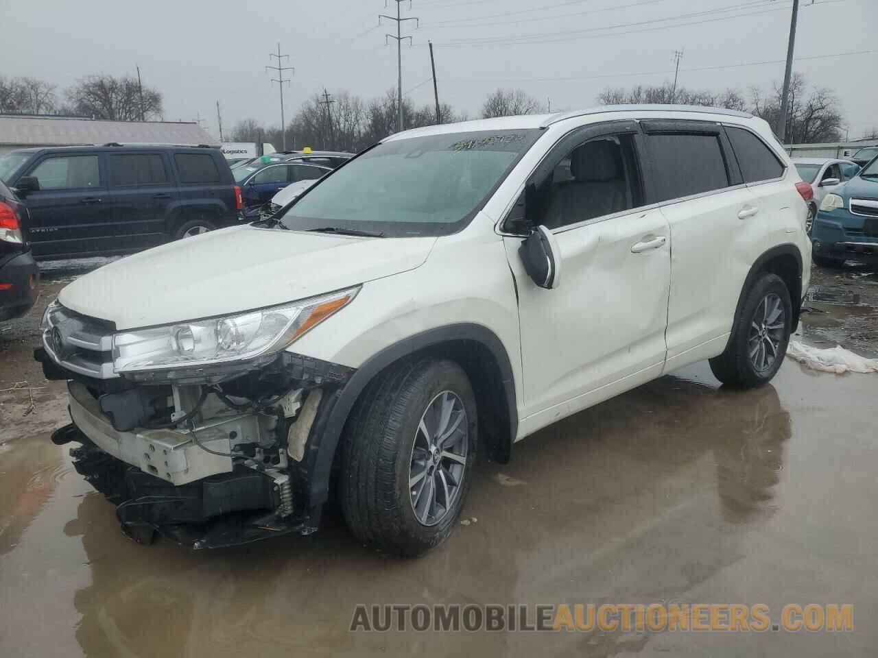 5TDJZRFHXJS560019 TOYOTA HIGHLANDER 2018