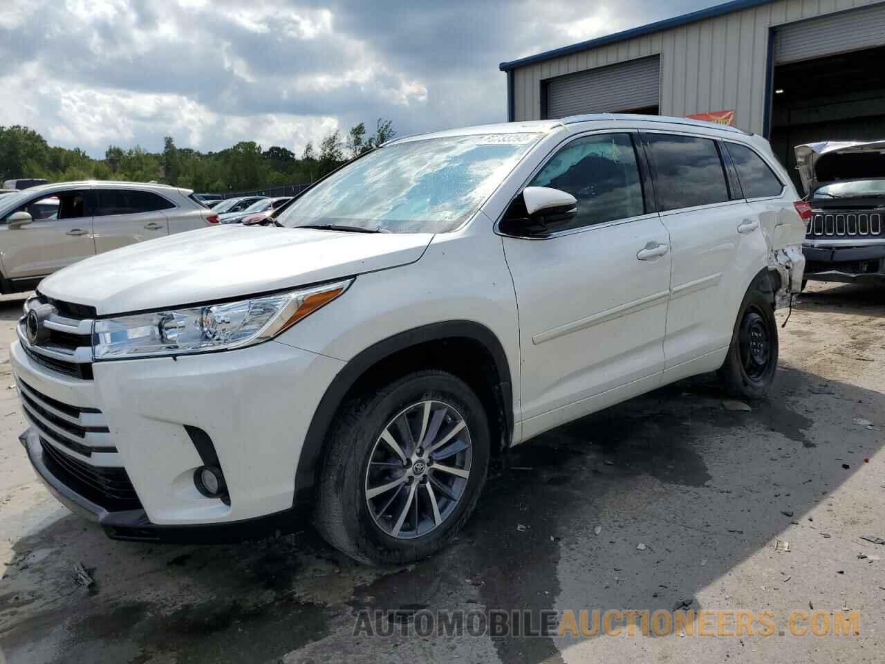 5TDJZRFHXJS801948 TOYOTA HIGHLANDER 2018