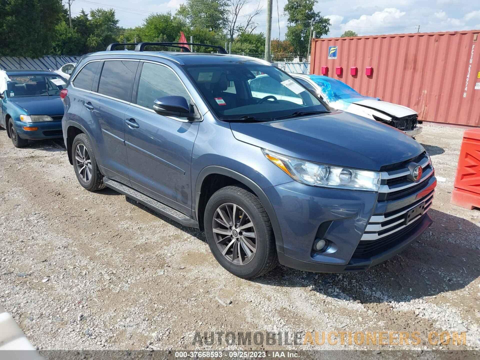 5TDJZRFHXJS814263 TOYOTA HIGHLANDER 2018