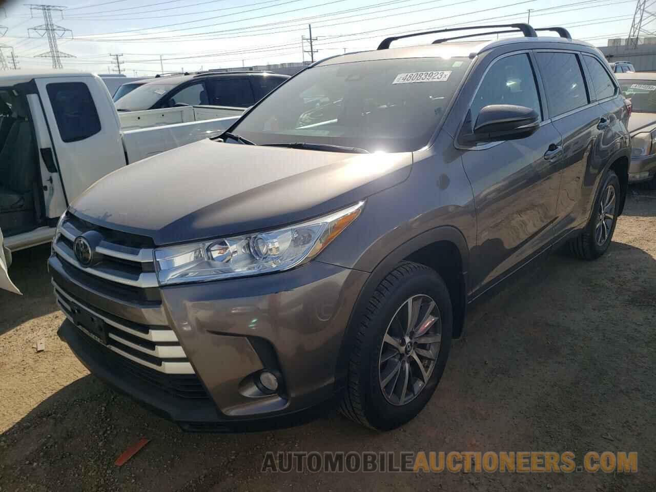 5TDJZRFHXJS878481 TOYOTA HIGHLANDER 2018