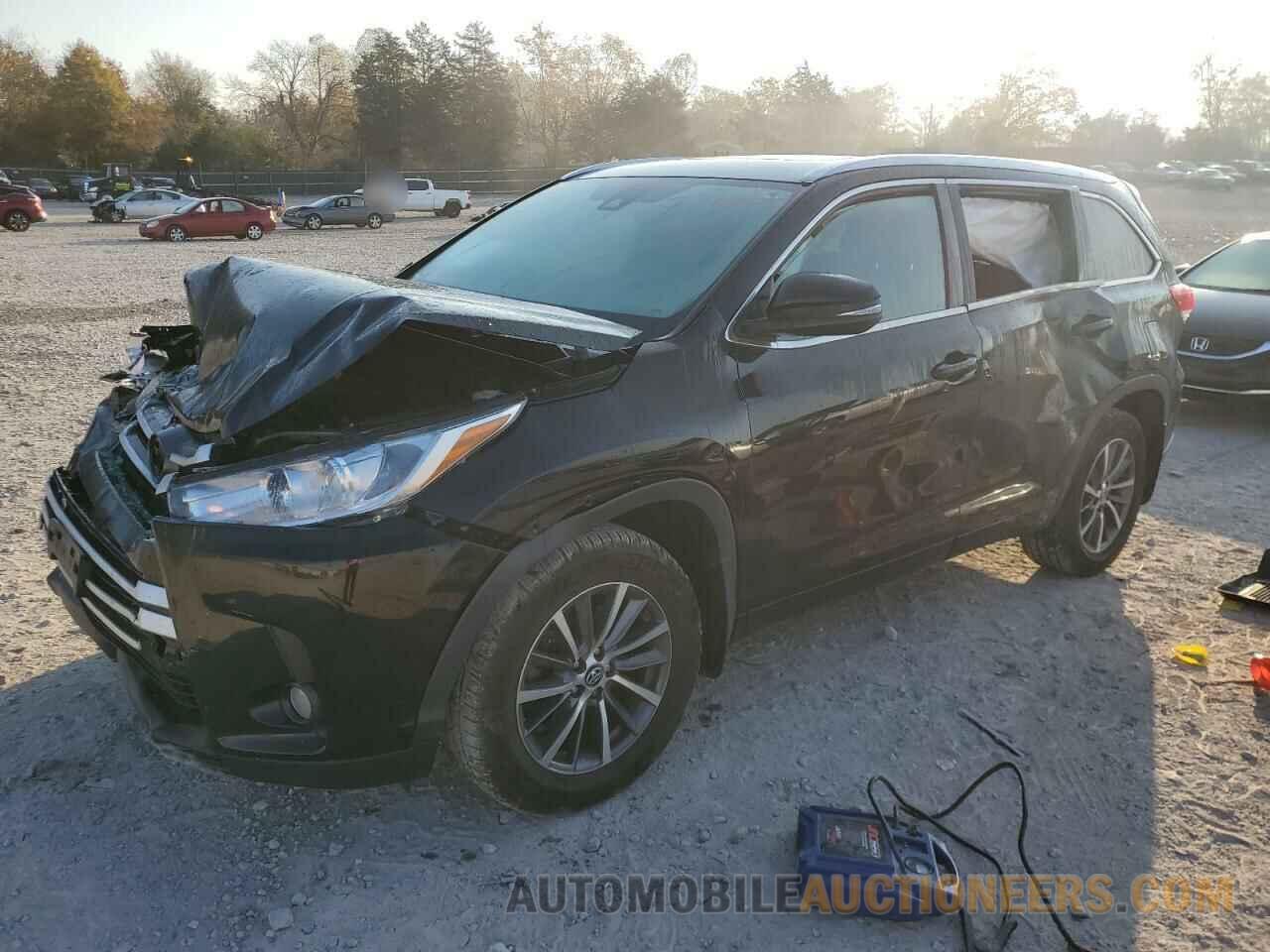 5TDJZRFHXJS884698 TOYOTA HIGHLANDER 2018