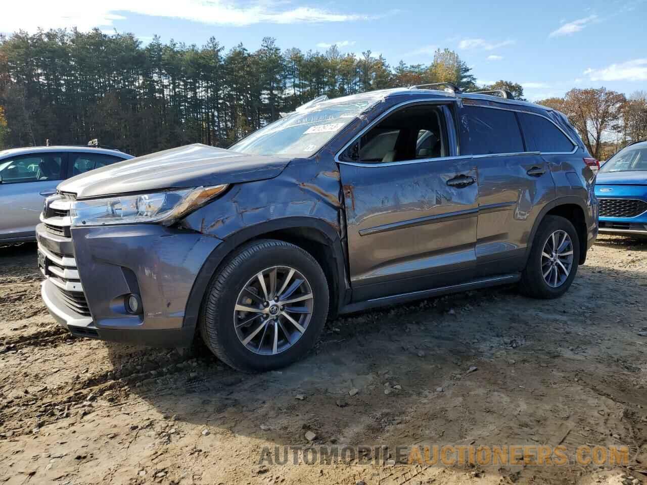 5TDJZRFHXKS567439 TOYOTA HIGHLANDER 2019