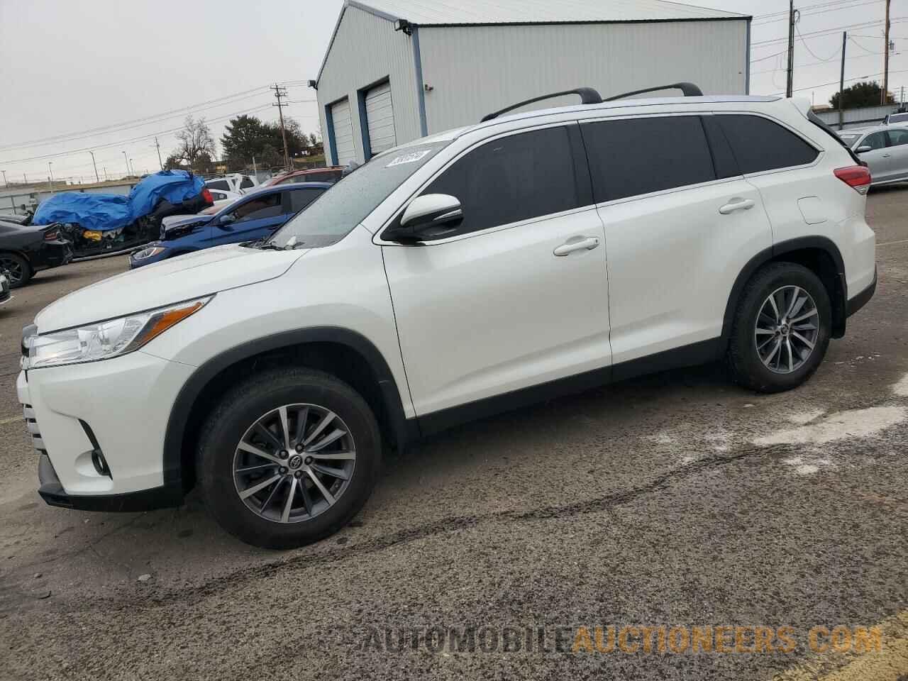 5TDJZRFHXKS575248 TOYOTA HIGHLANDER 2019