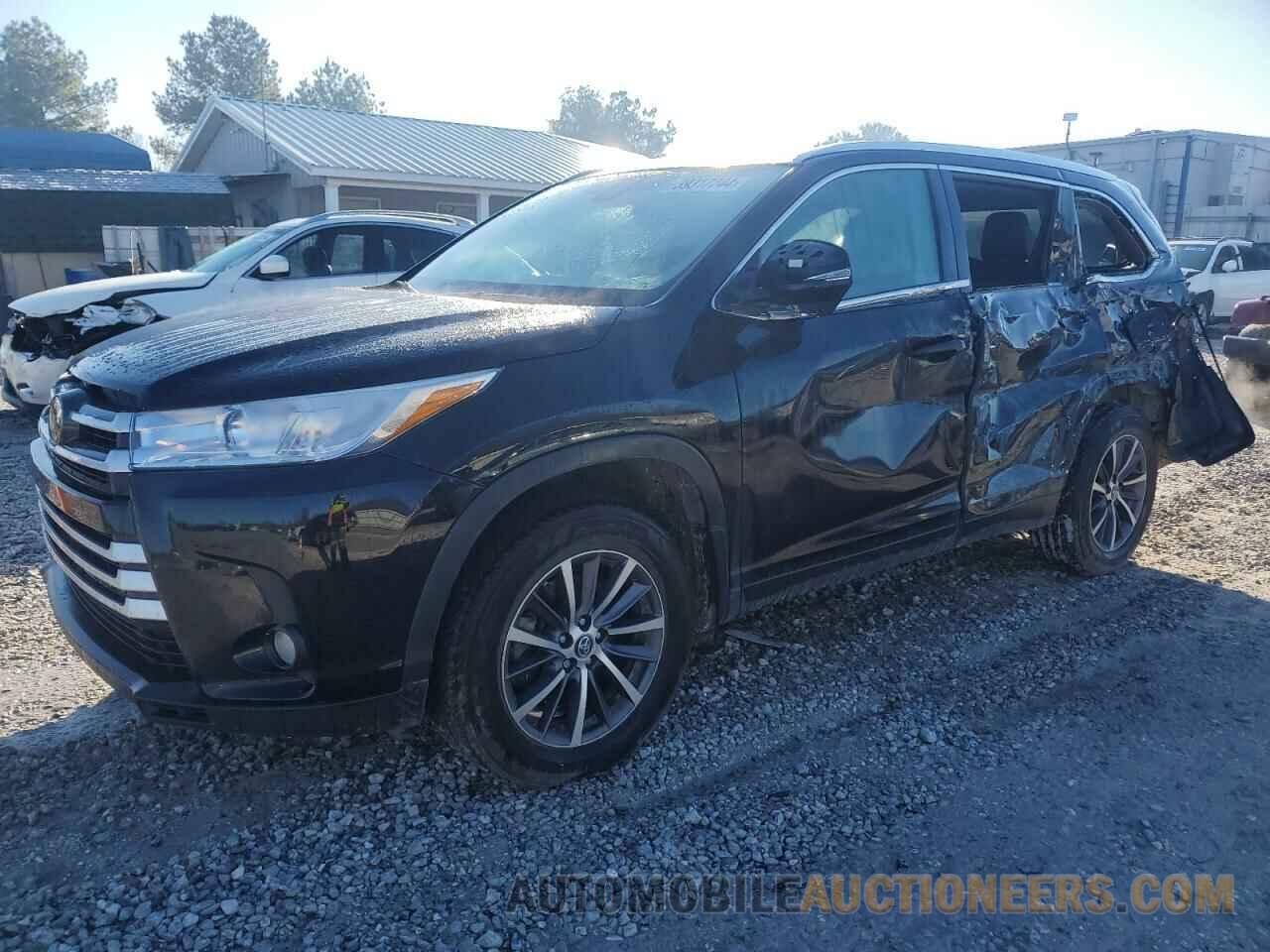 5TDJZRFHXKS583687 TOYOTA HIGHLANDER 2019