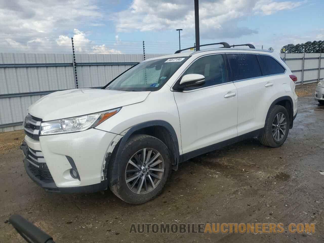 5TDJZRFHXKS596973 TOYOTA HIGHLANDER 2019