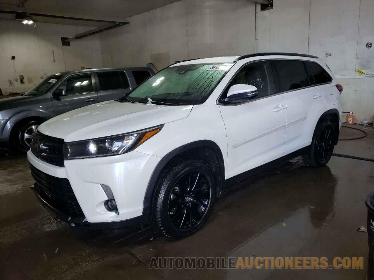 5TDJZRFHXKS611441 TOYOTA HIGHLANDER 2019