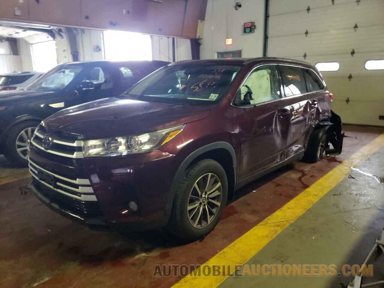 5TDJZRFHXKS739503 TOYOTA HIGHLANDER 2019