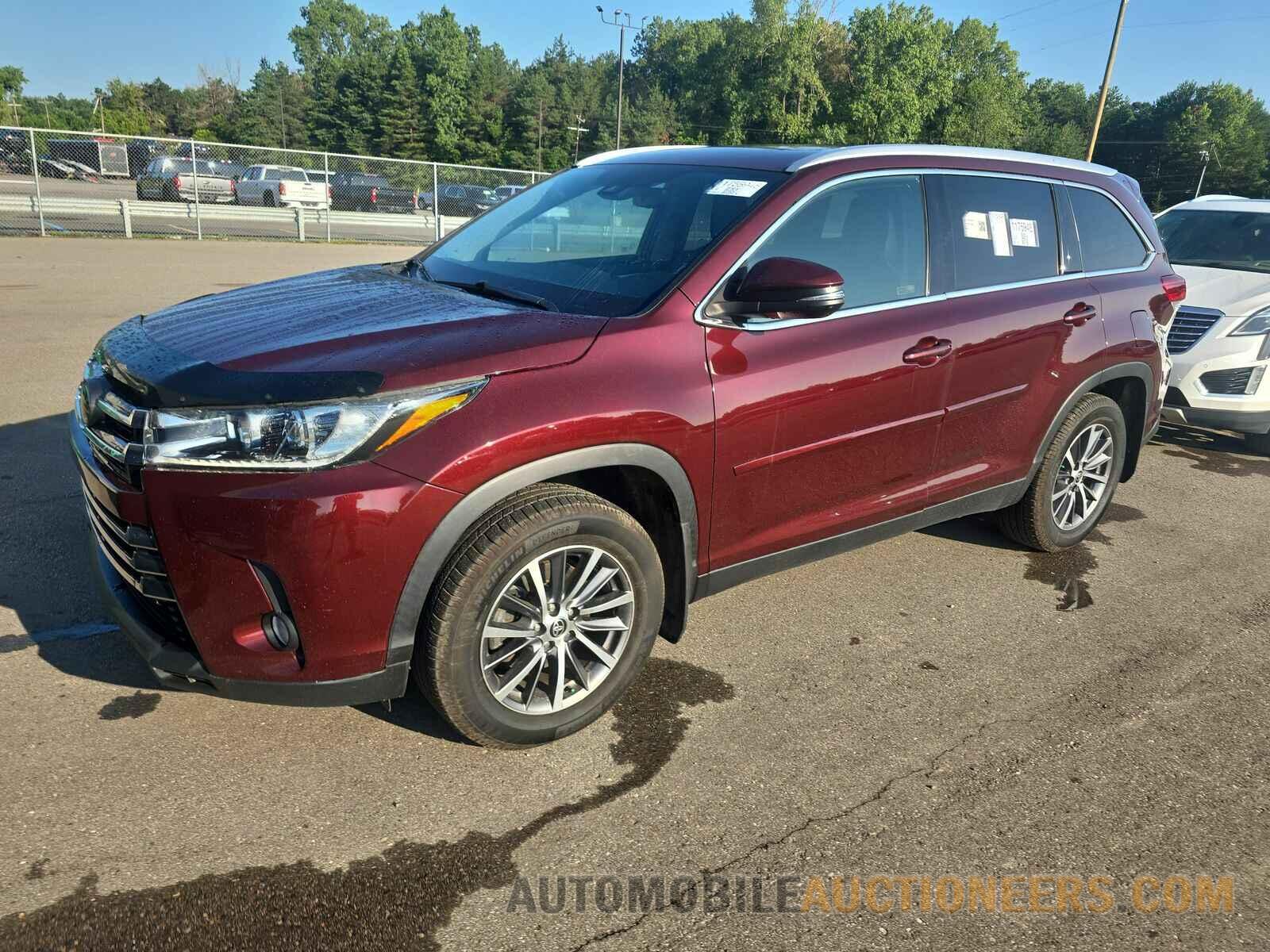 5TDJZRFHXKS743860 Toyota Highlander 2019