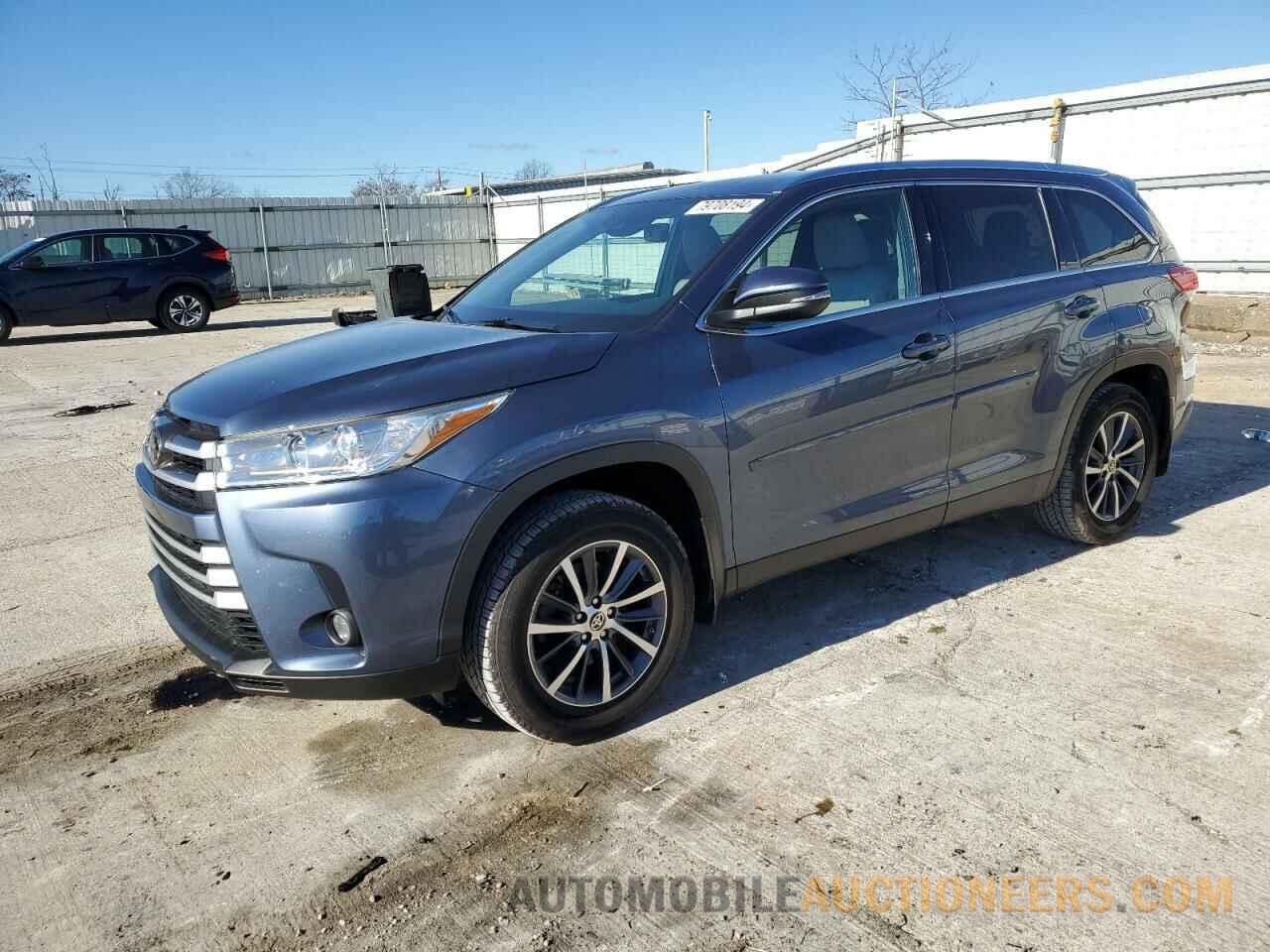 5TDJZRFHXKS744149 TOYOTA HIGHLANDER 2019