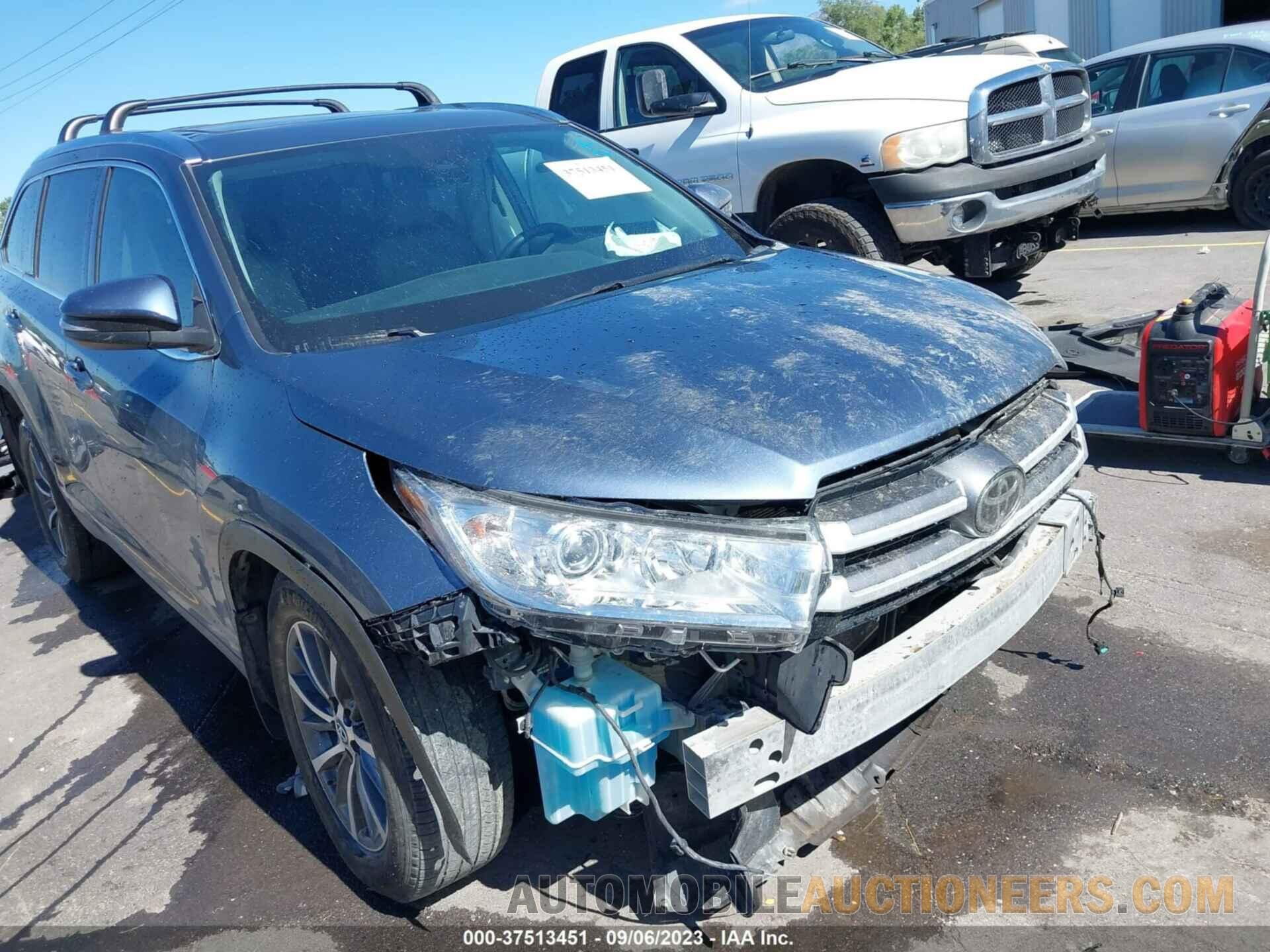 5TDJZRFHXKS920424 TOYOTA HIGHLANDER 2019