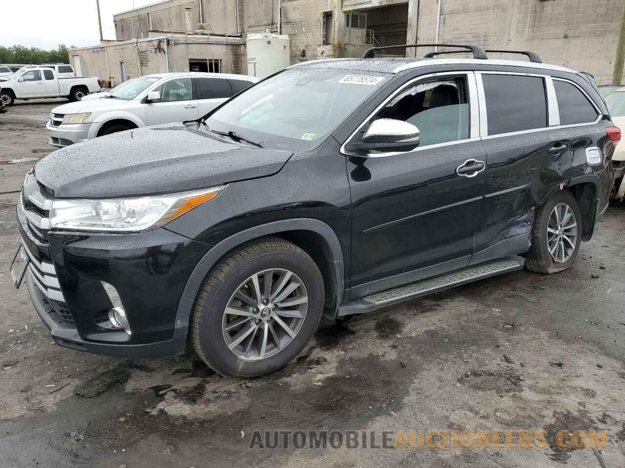 5TDJZRFHXKS931861 TOYOTA HIGHLANDER 2019