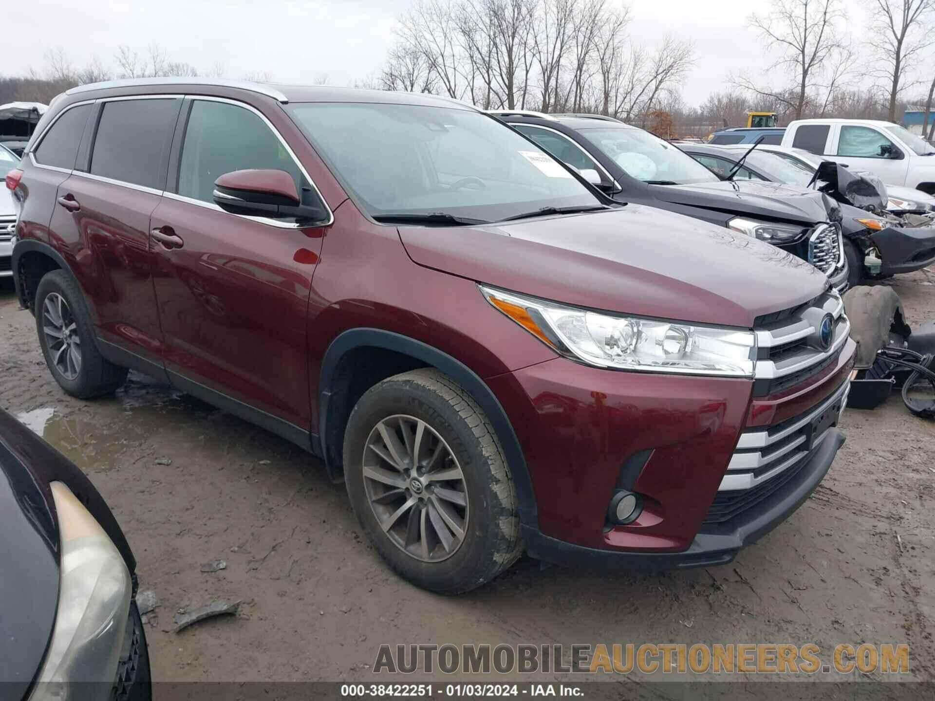 5TDJZRFHXKS936929 TOYOTA HIGHLANDER 2019