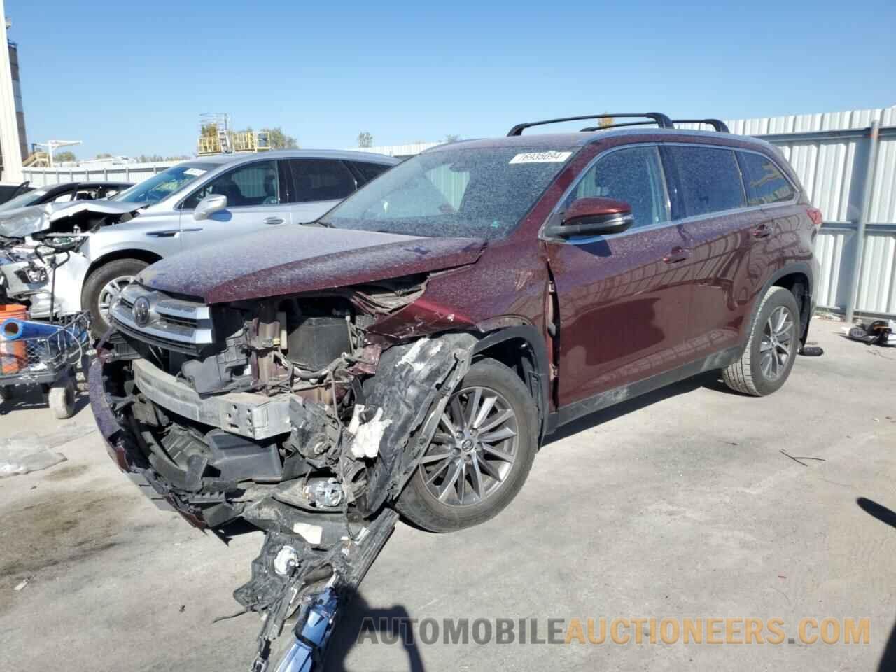 5TDJZRFHXKS954976 TOYOTA HIGHLANDER 2019