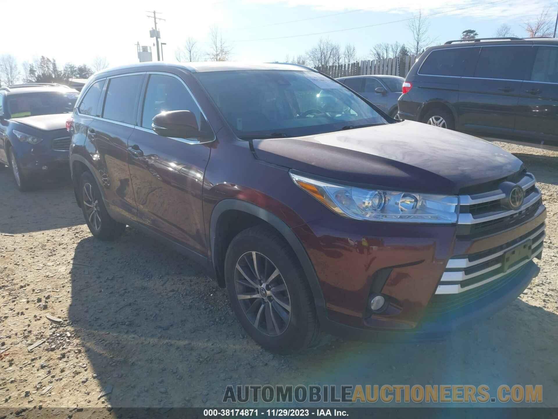 5TDJZRFHXKS957201 TOYOTA HIGHLANDER 2019