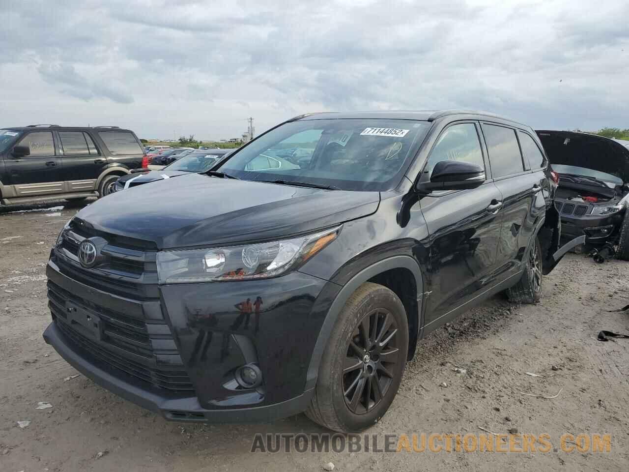 5TDJZRFHXKS965086 TOYOTA HIGHLANDER 2019