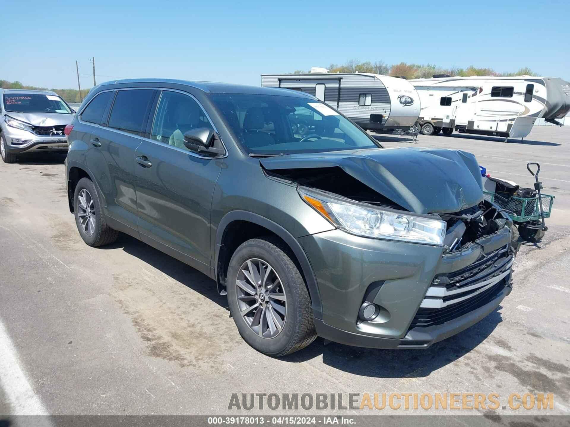 5TDJZRFHXKS984205 TOYOTA HIGHLANDER 2019