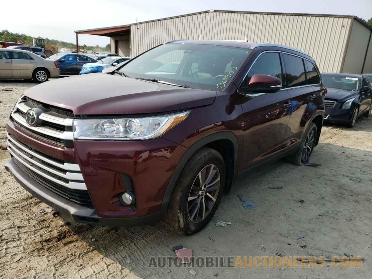 5TDJZRFHXKS995043 TOYOTA HIGHLANDER 2019