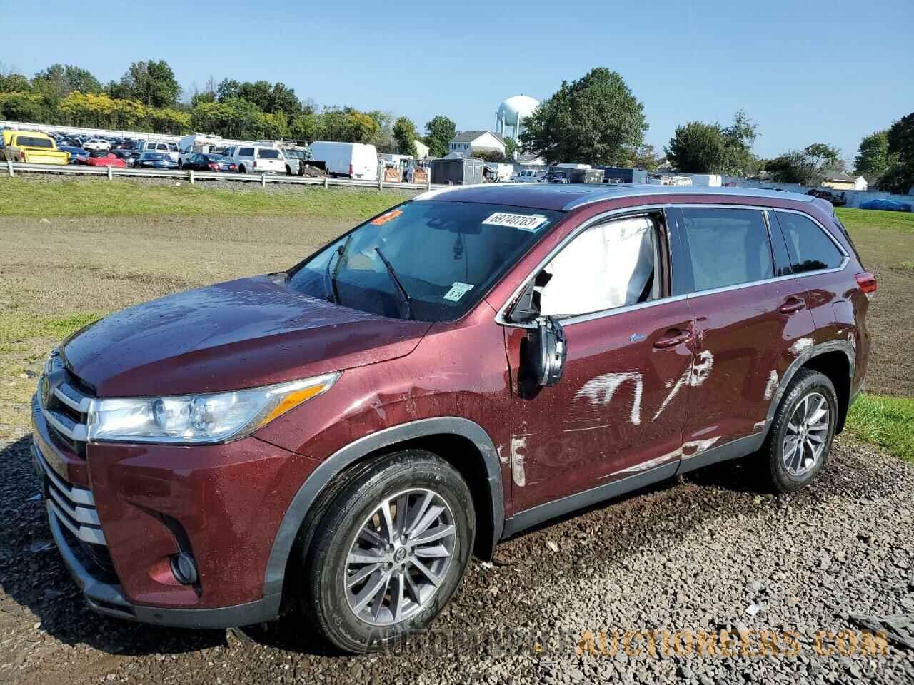 5TDJZRFHXKS999996 TOYOTA HIGHLANDER 2019