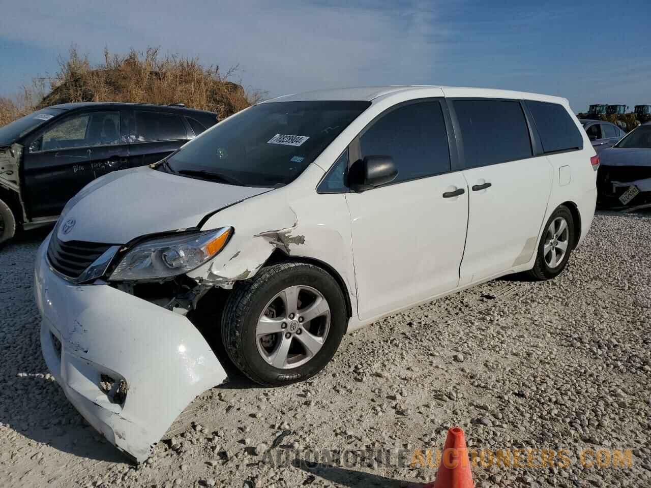 5TDKA3DC2BS003820 TOYOTA SIENNA 2011