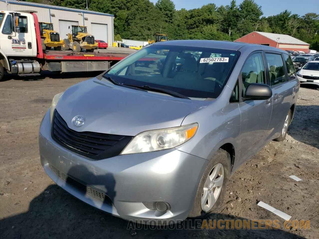 5TDKA3DC4CS011404 TOYOTA SIENNA 2012