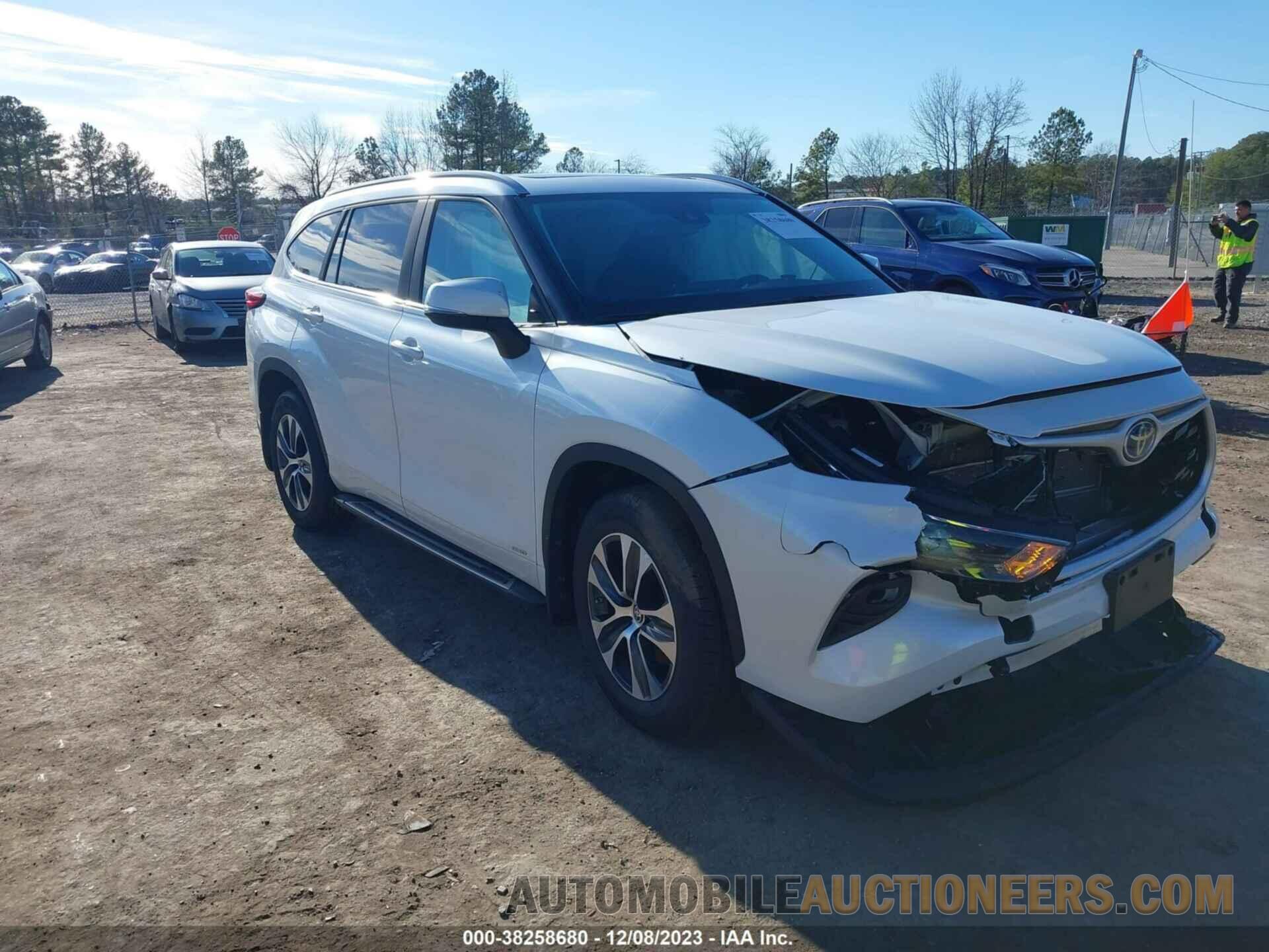 5TDKBRCH0PS563128 TOYOTA HIGHLANDER 2023