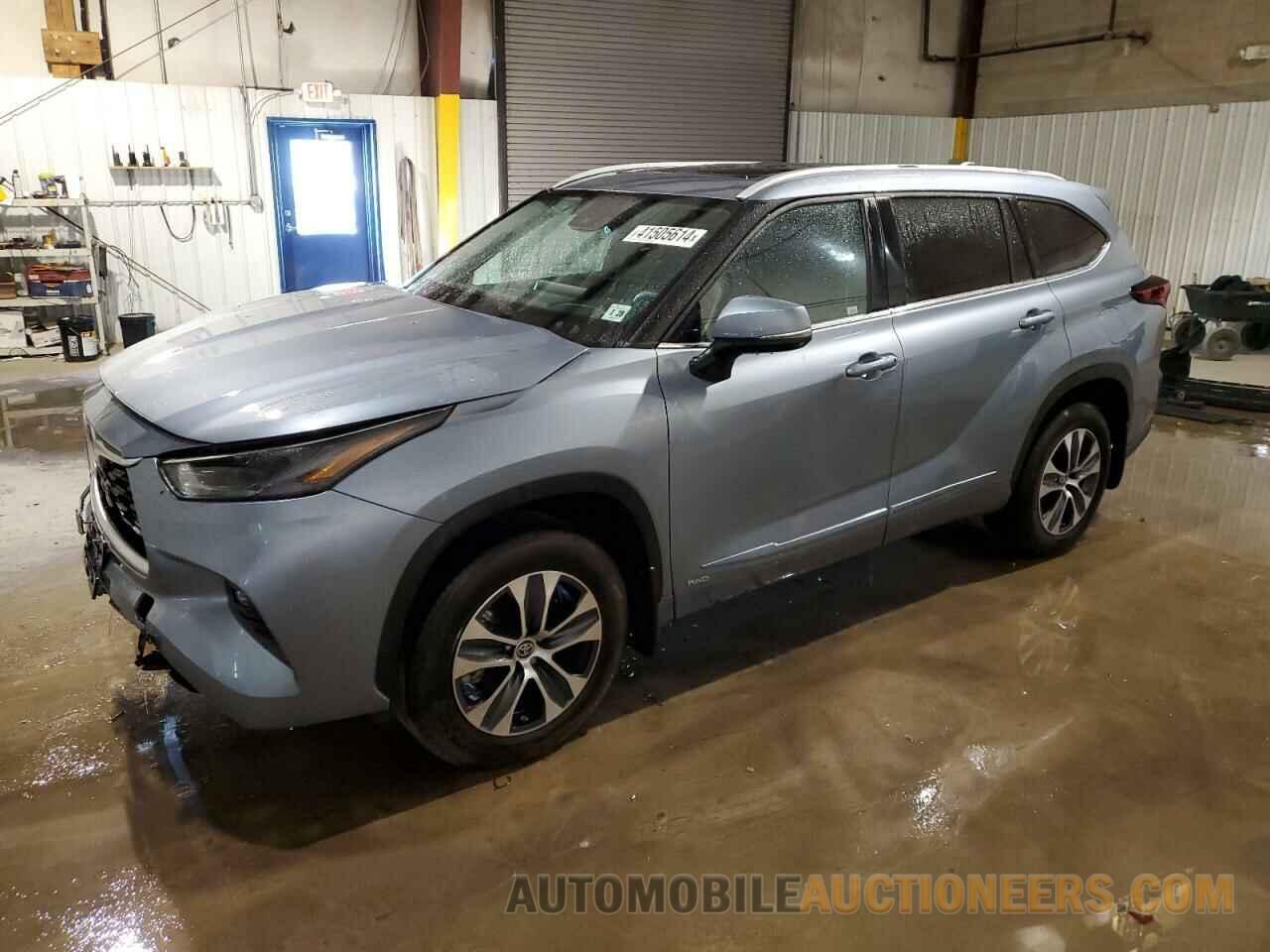 5TDKBRCH2PS113979 TOYOTA HIGHLANDER 2023