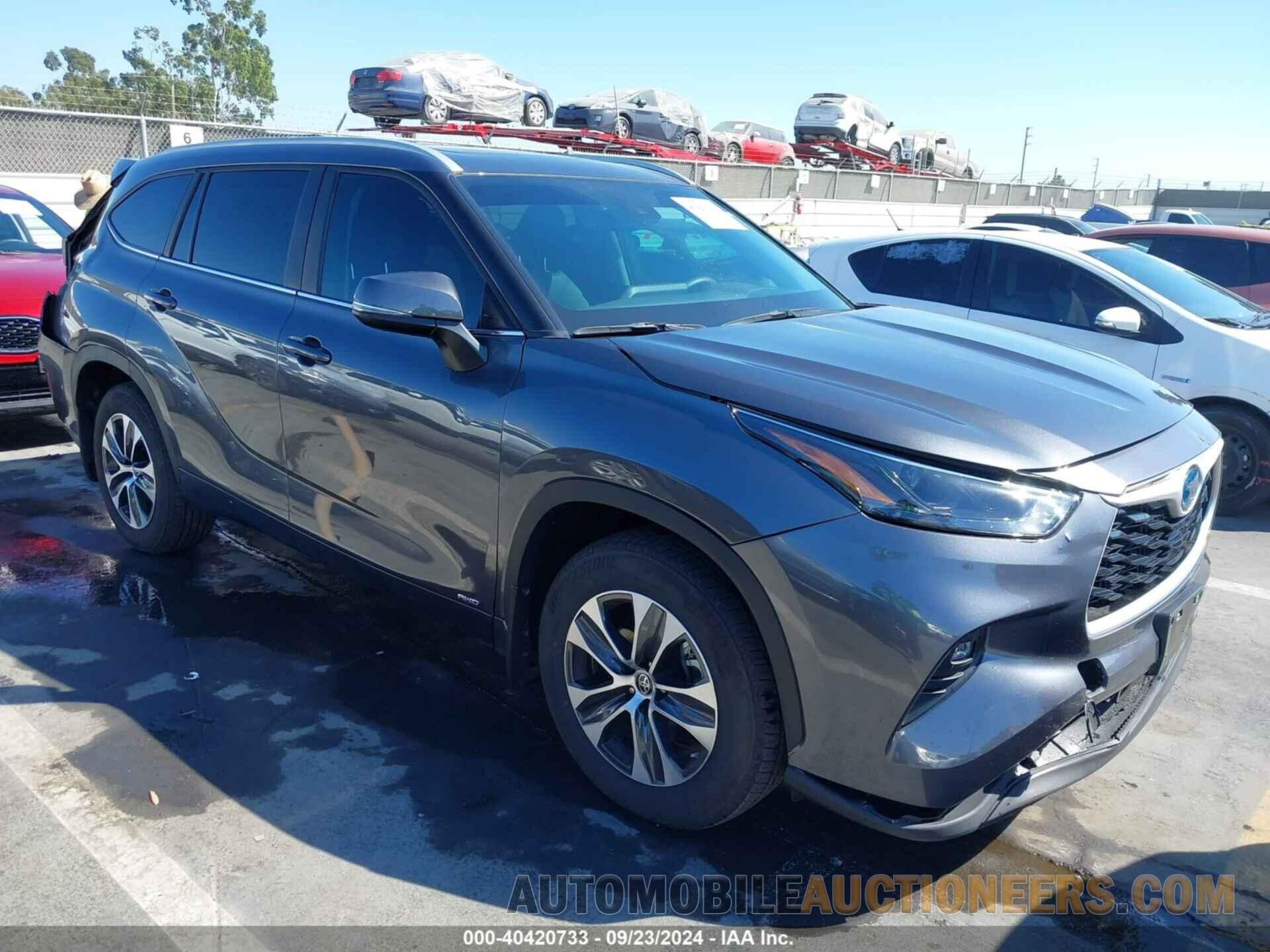 5TDKBRCH2RS615152 TOYOTA HIGHLANDER 2024