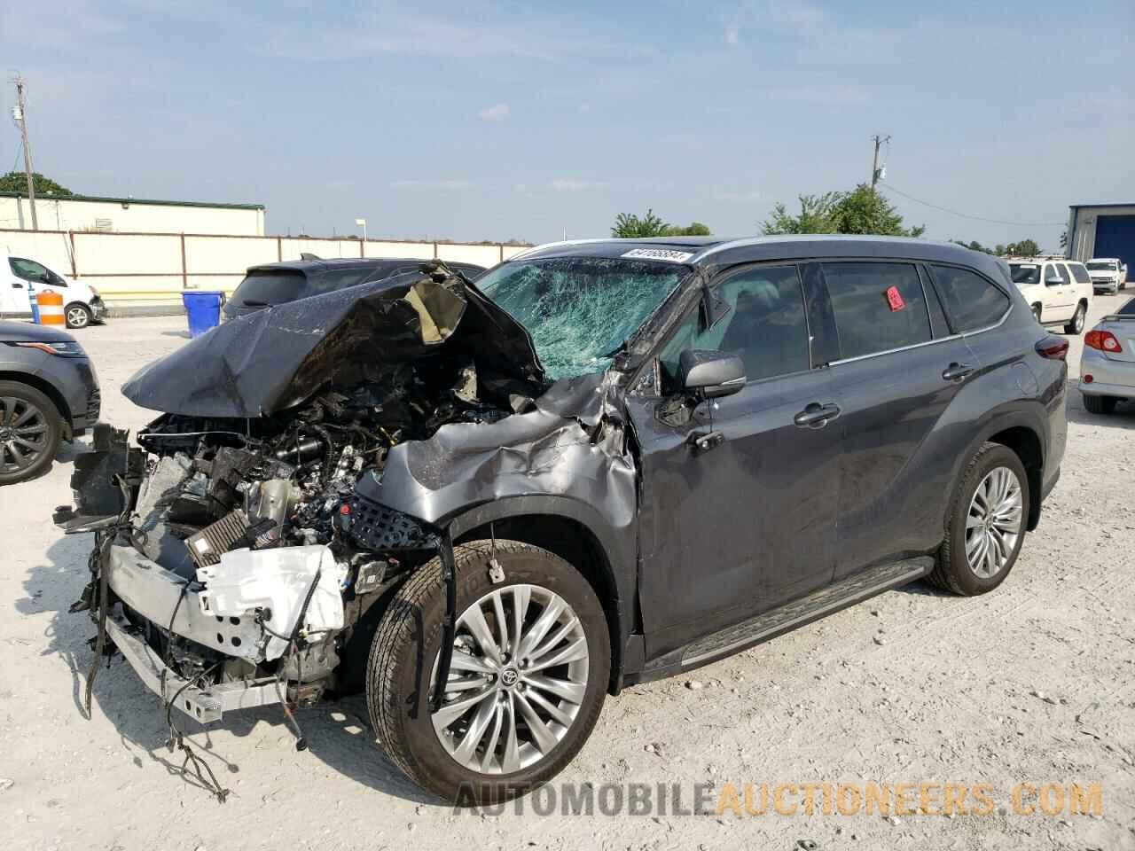 5TDKDRAH1RS537184 TOYOTA HIGHLANDER 2024