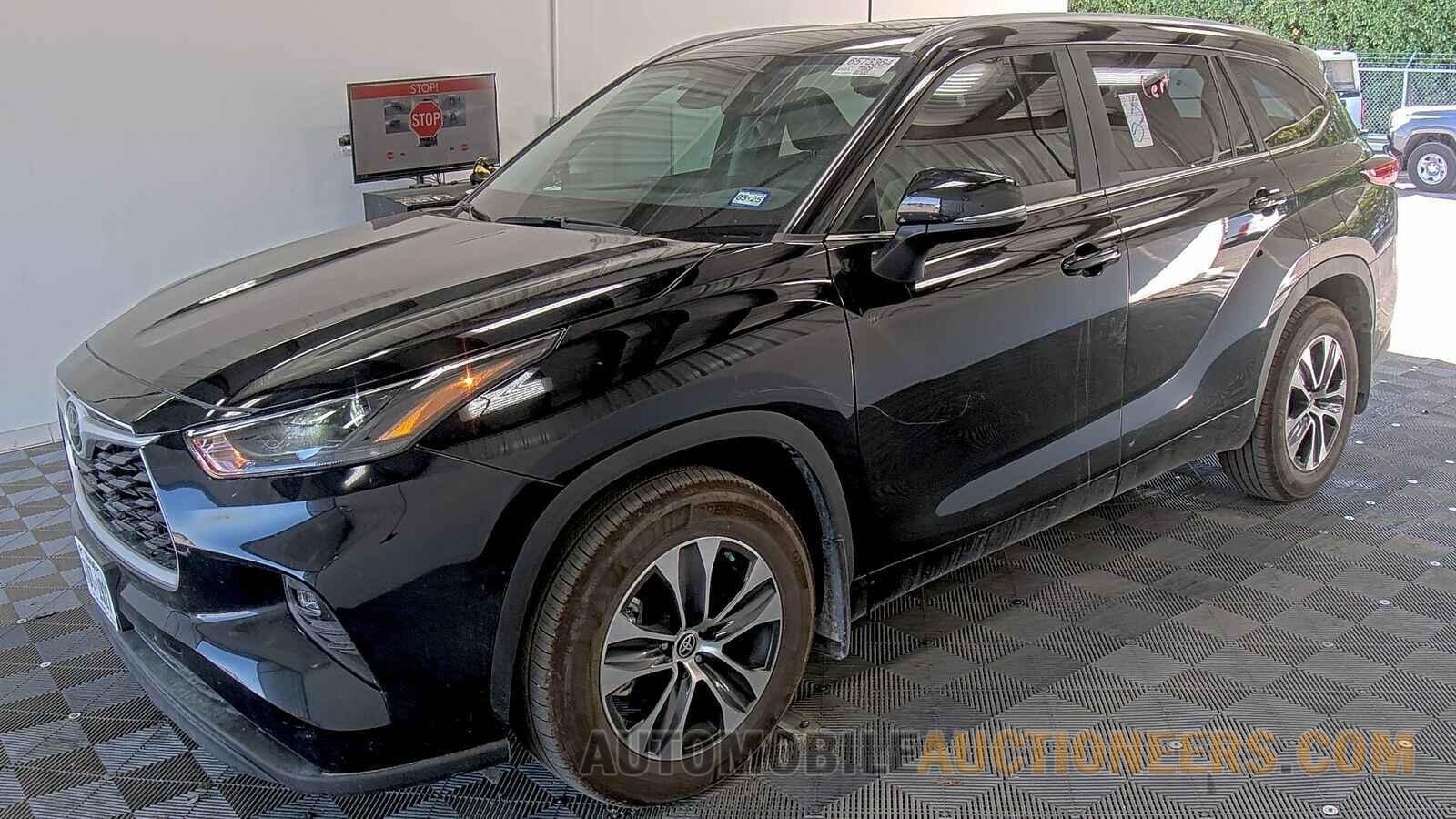 5TDKDRAH3PS033815 Toyota Highlander 2023