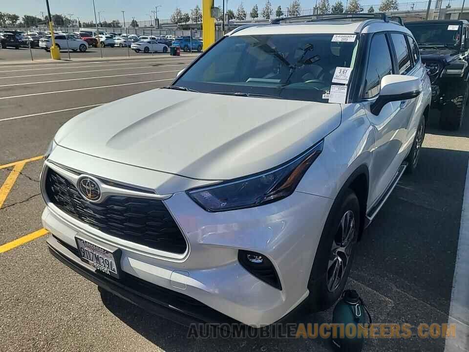 5TDKDRAH4PS003979 Toyota Highlander 2023