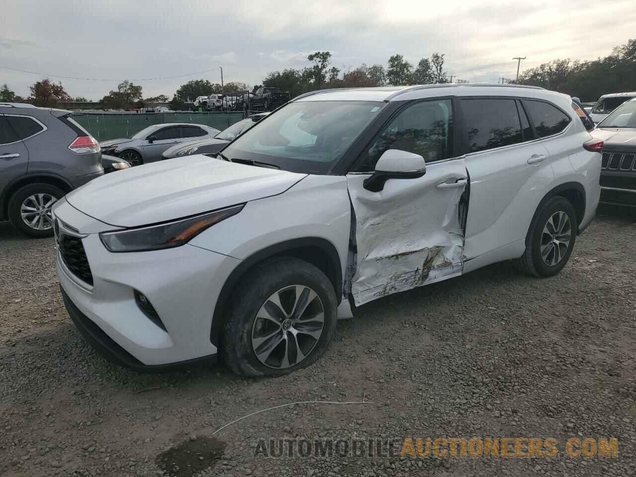 5TDKDRAH4PS040613 TOYOTA HIGHLANDER 2023