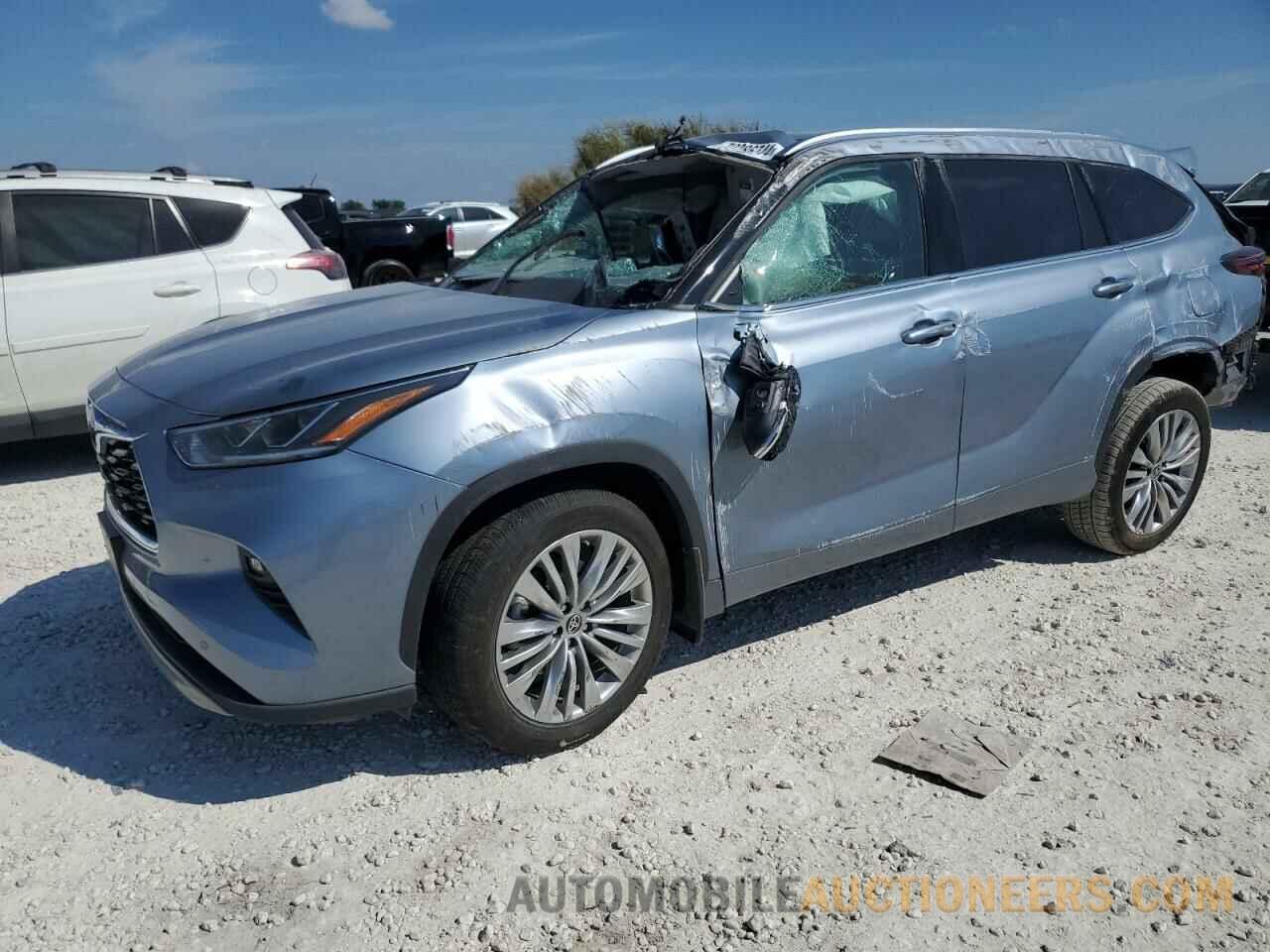 5TDKDRAH4RS529516 TOYOTA HIGHLANDER 2024