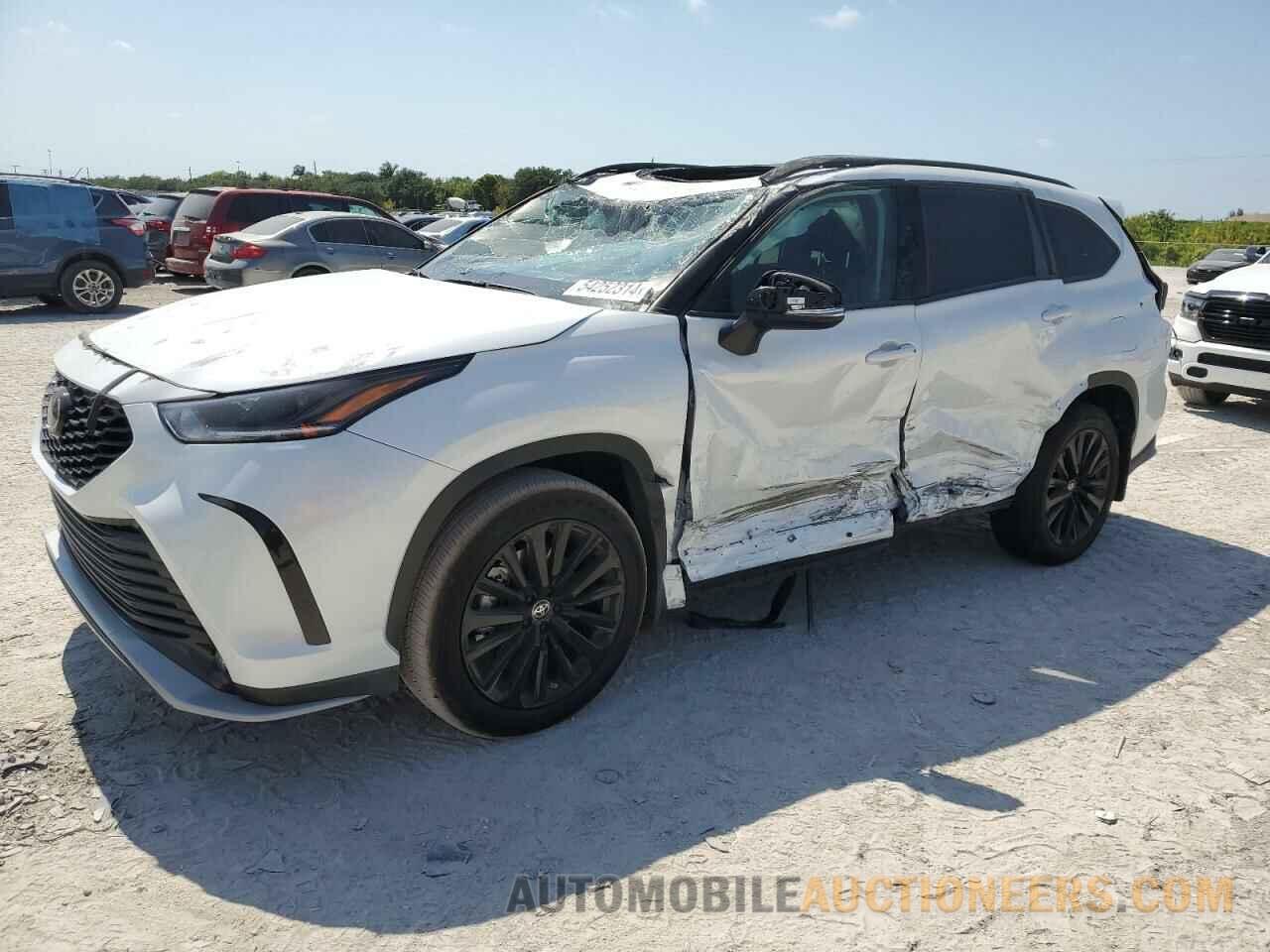 5TDKDRAH5RS533137 TOYOTA HIGHLANDER 2024