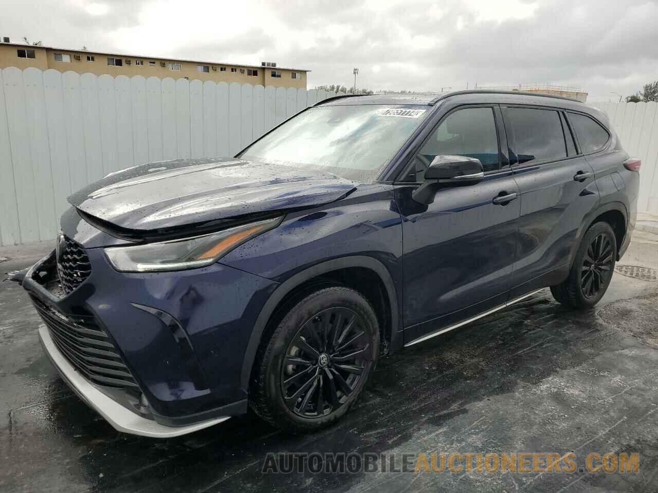 5TDKDRAH8RS528143 TOYOTA HIGHLANDER 2024