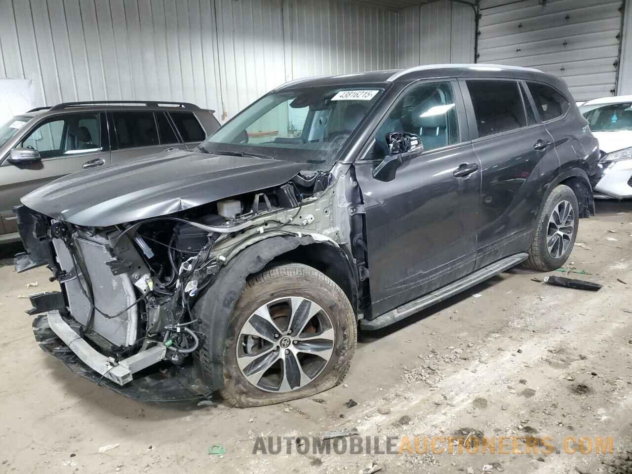 5TDKDRBH0RS529088 TOYOTA HIGHLANDER 2024