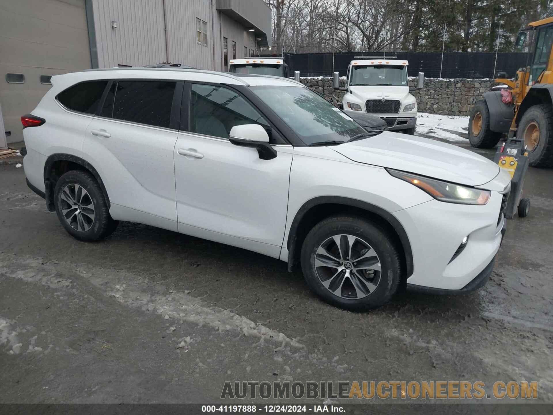 5TDKDRBH2PS037837 TOYOTA HIGHLANDER 2023