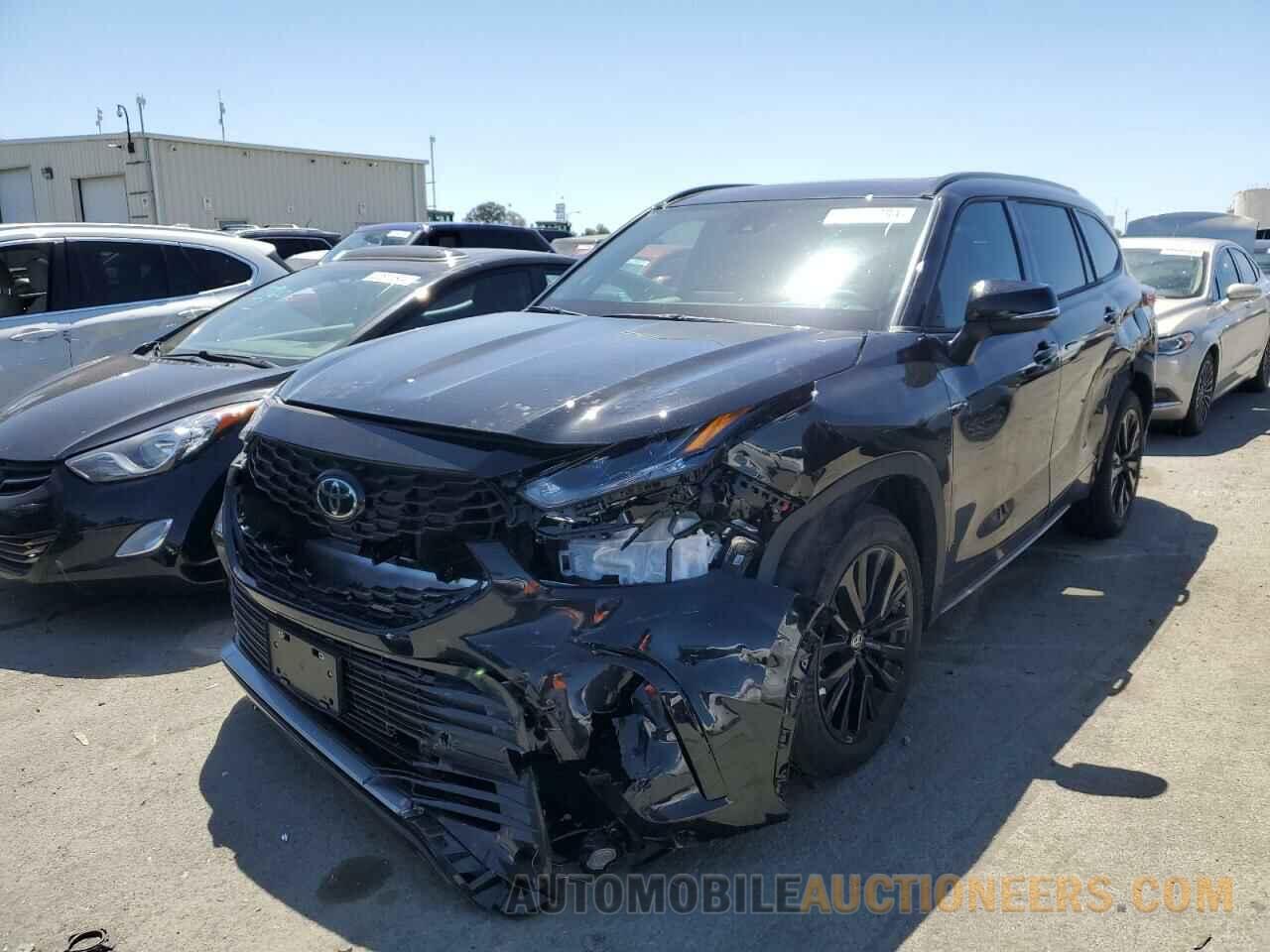 5TDKDRBH6PS520568 TOYOTA HIGHLANDER 2023