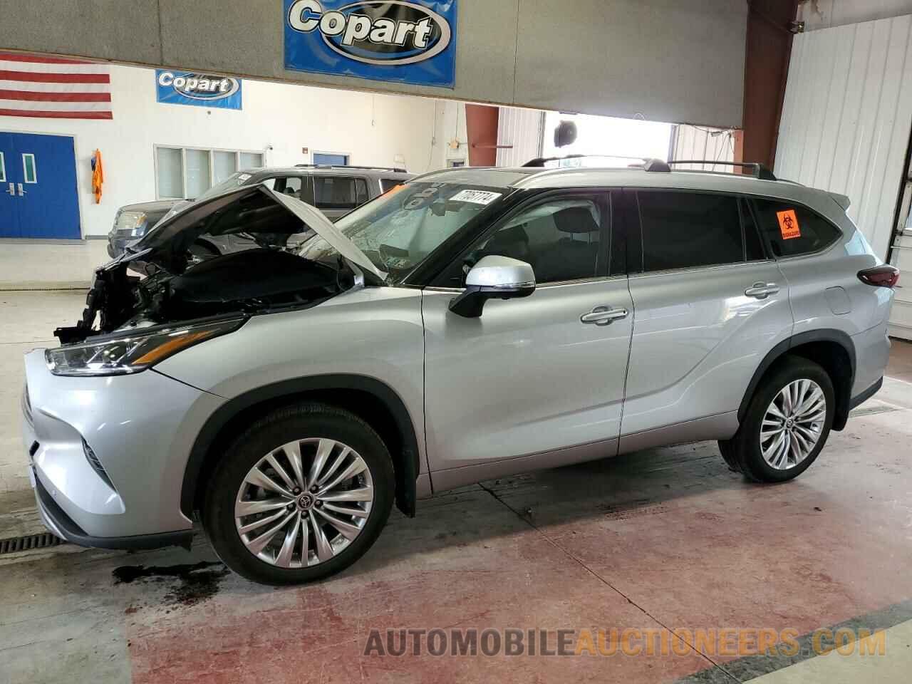 5TDKDRBH7RS543831 TOYOTA HIGHLANDER 2024