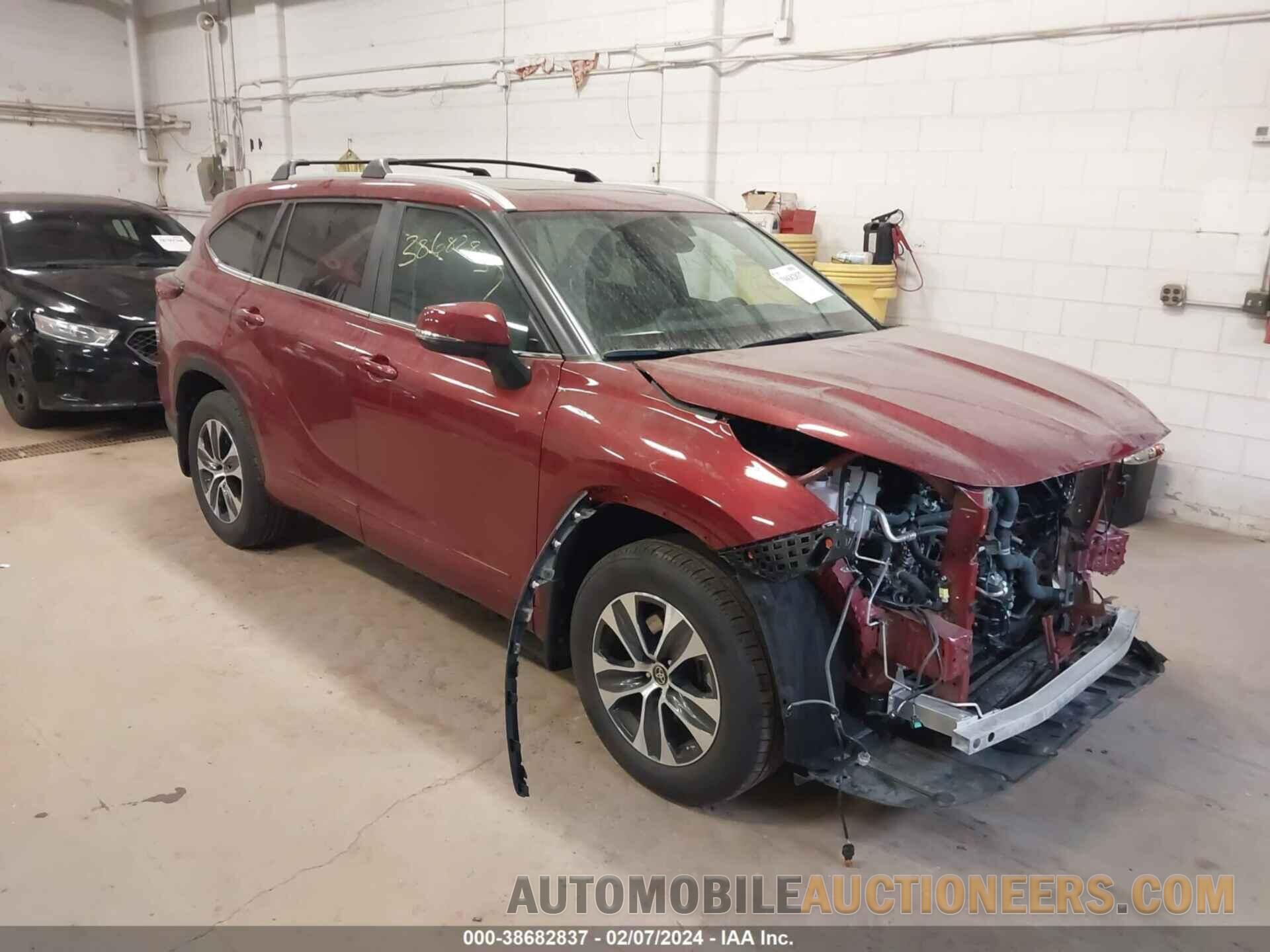 5TDKDRBHXPS040016 TOYOTA HIGHLANDER 2023