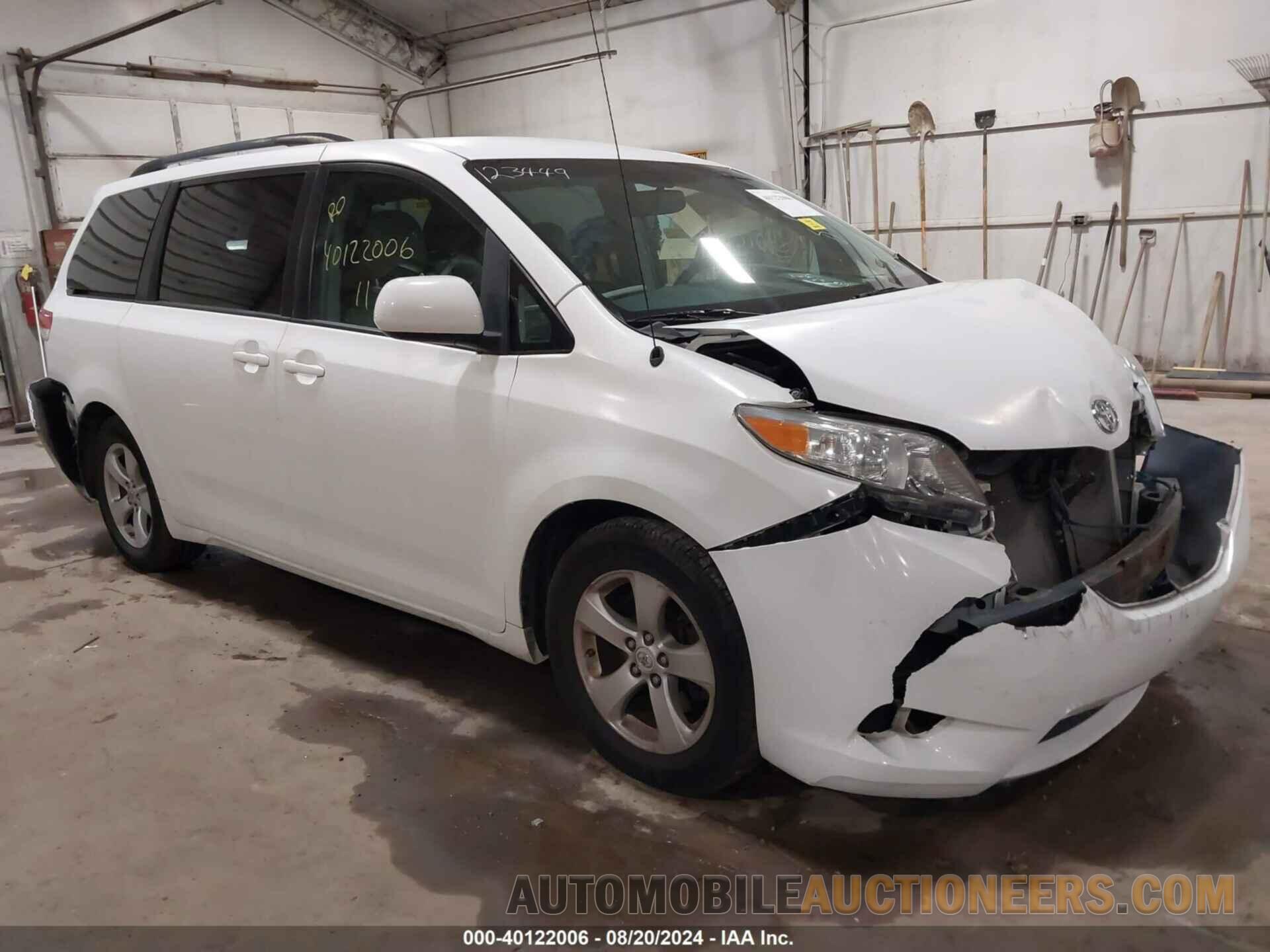 5TDKK3DC0BS123449 TOYOTA SIENNA 2011