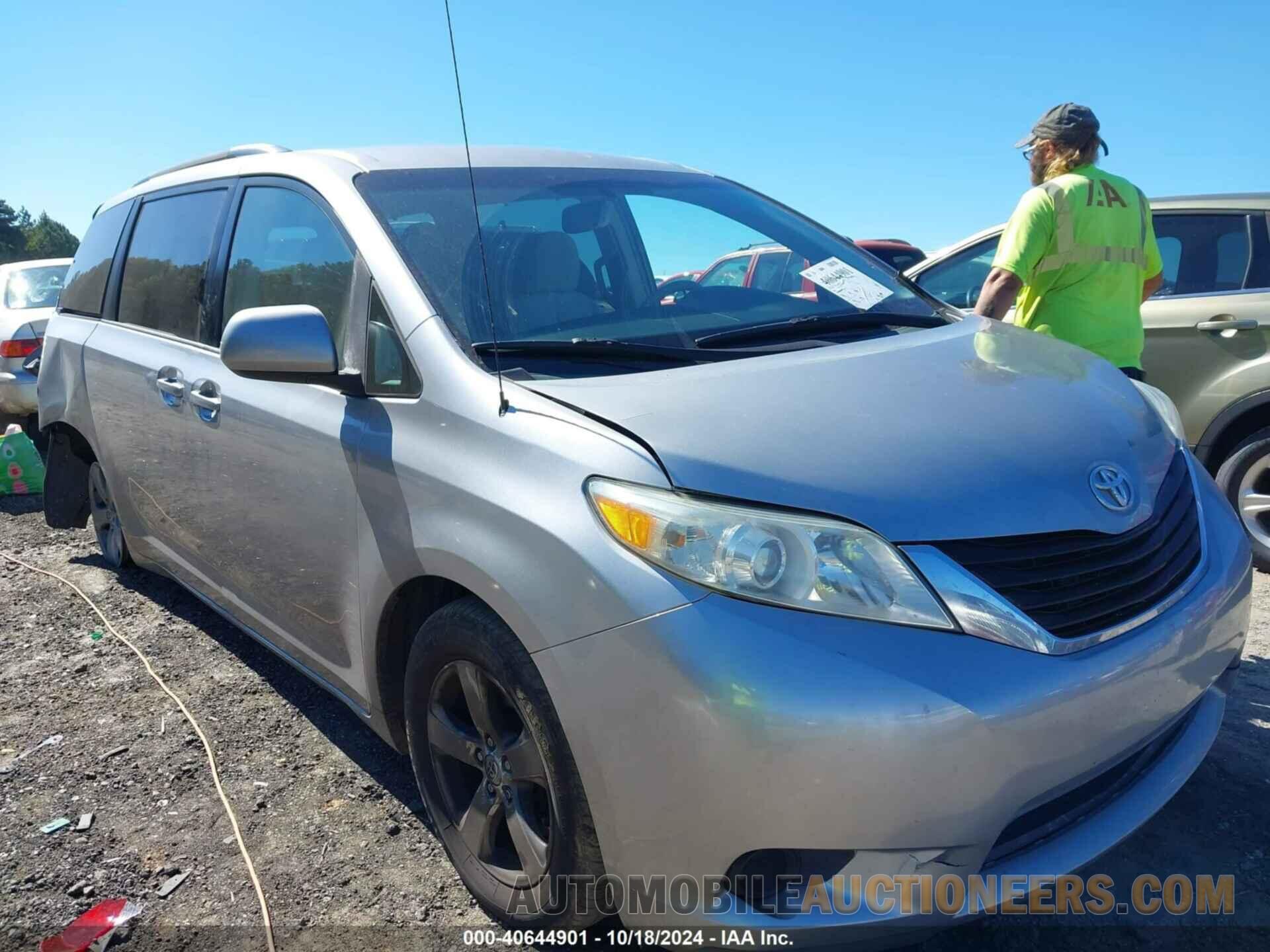 5TDKK3DC0CS248324 TOYOTA SIENNA 2012