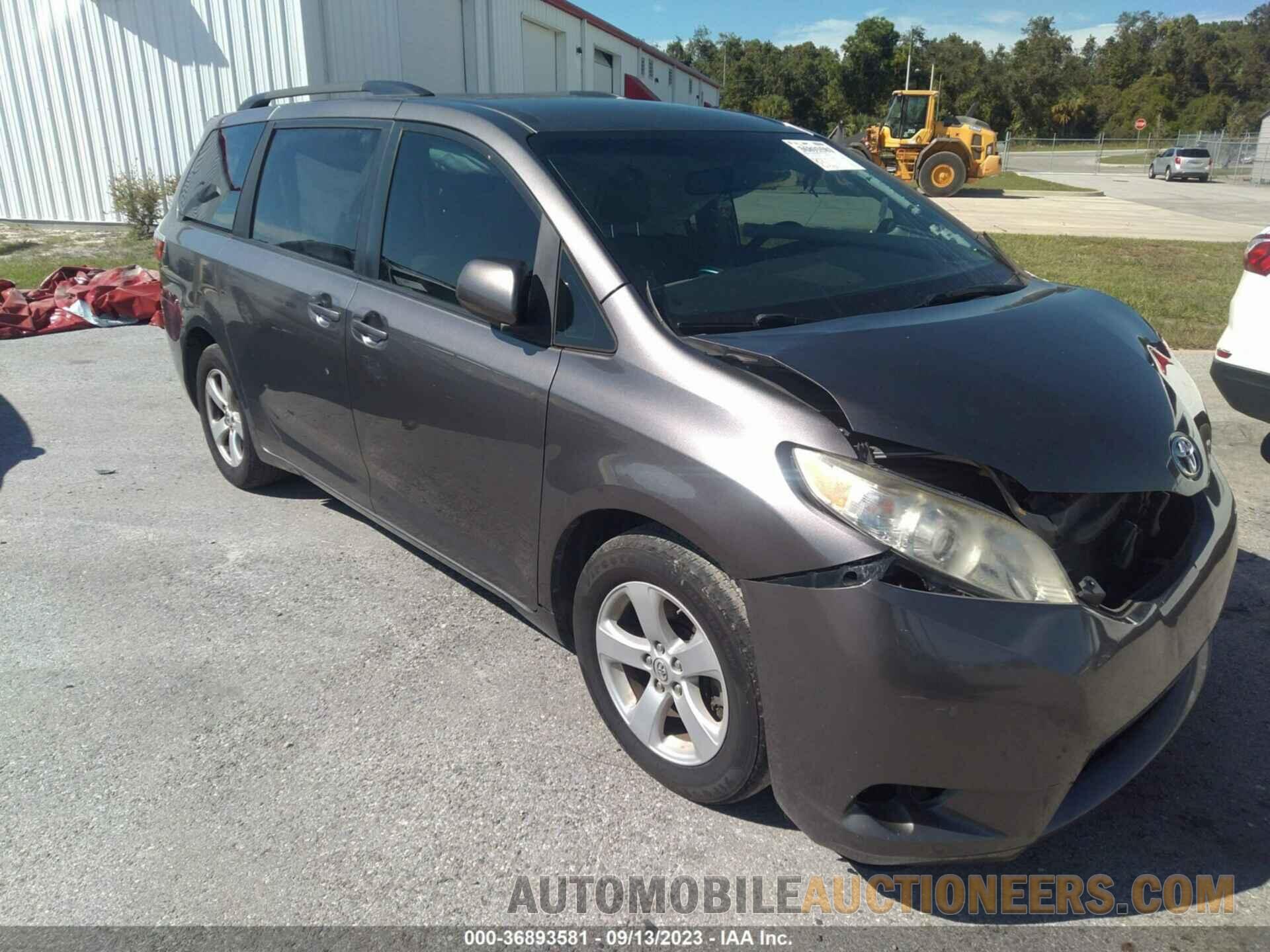 5TDKK3DC0FS588626 TOYOTA SIENNA 2015