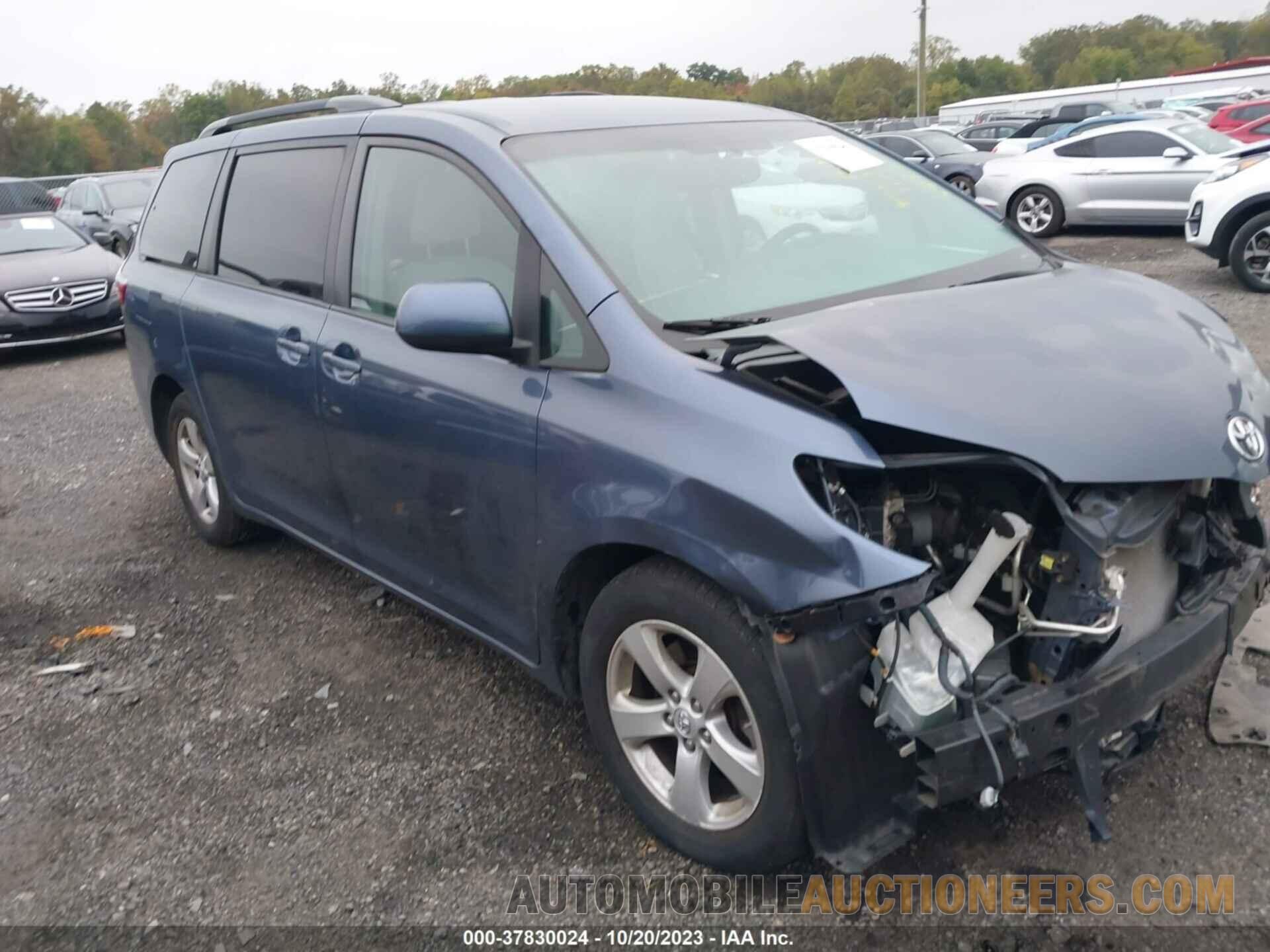 5TDKK3DC0FS673465 TOYOTA SIENNA 2015