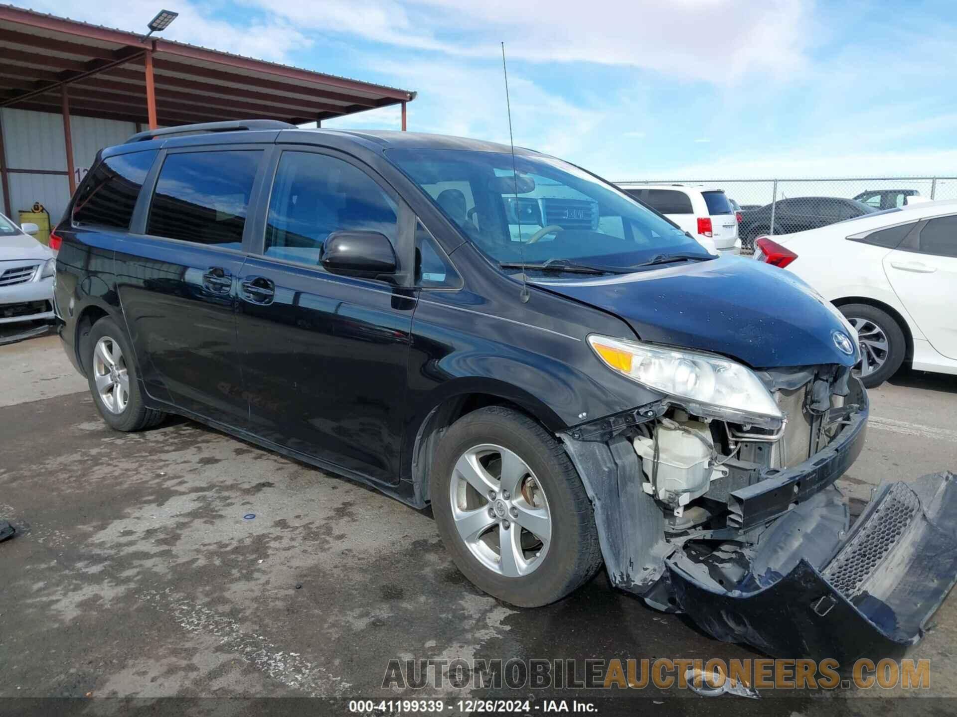 5TDKK3DC1DS334601 TOYOTA SIENNA 2013