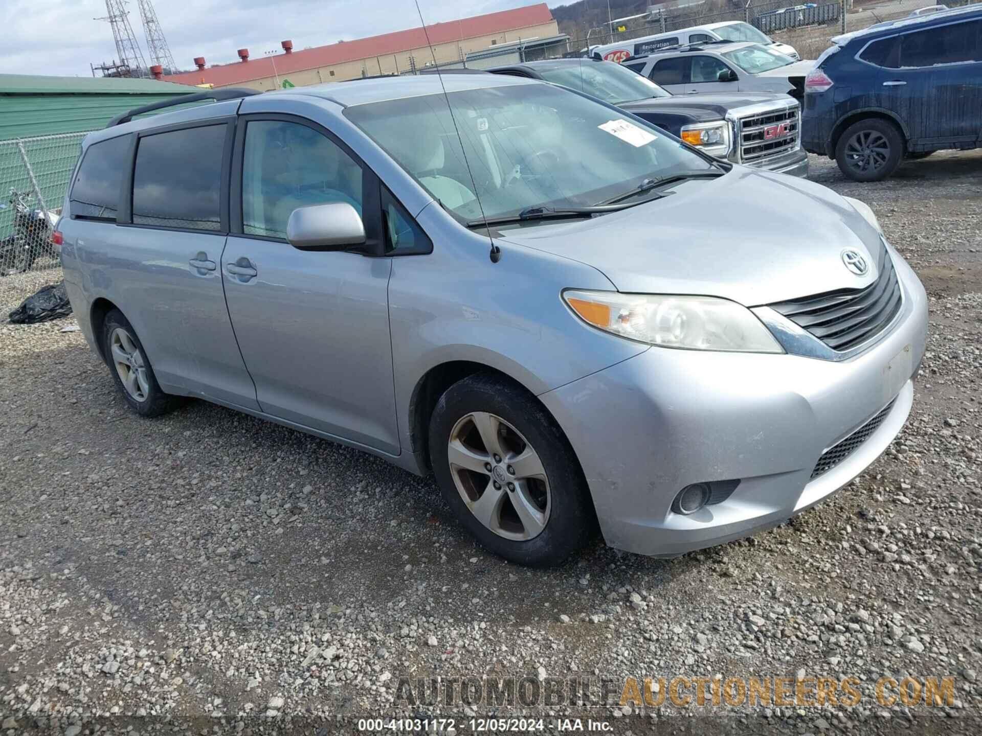 5TDKK3DC1ES520463 TOYOTA SIENNA 2014