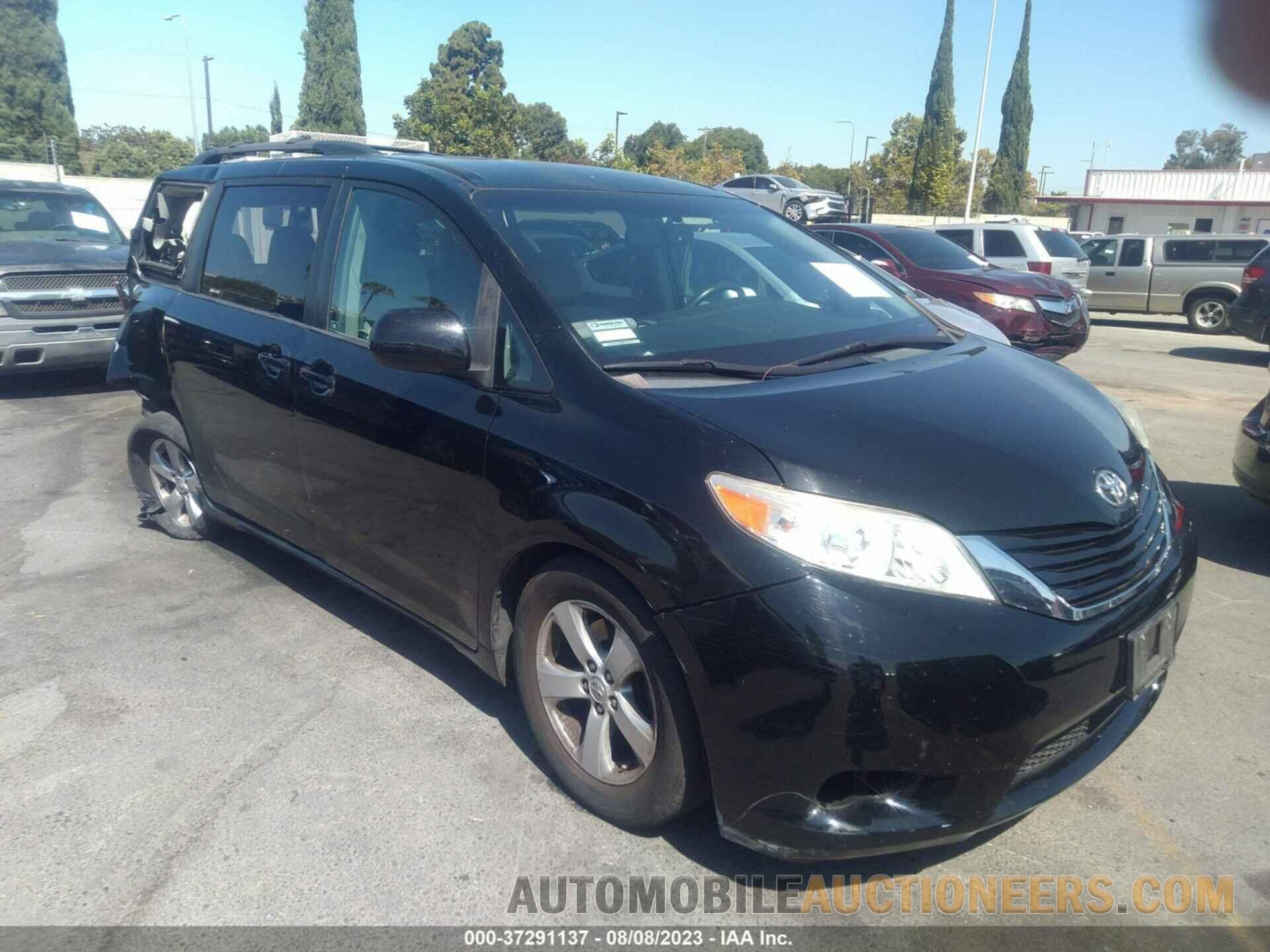 5TDKK3DC1FS536115 TOYOTA SIENNA 2015