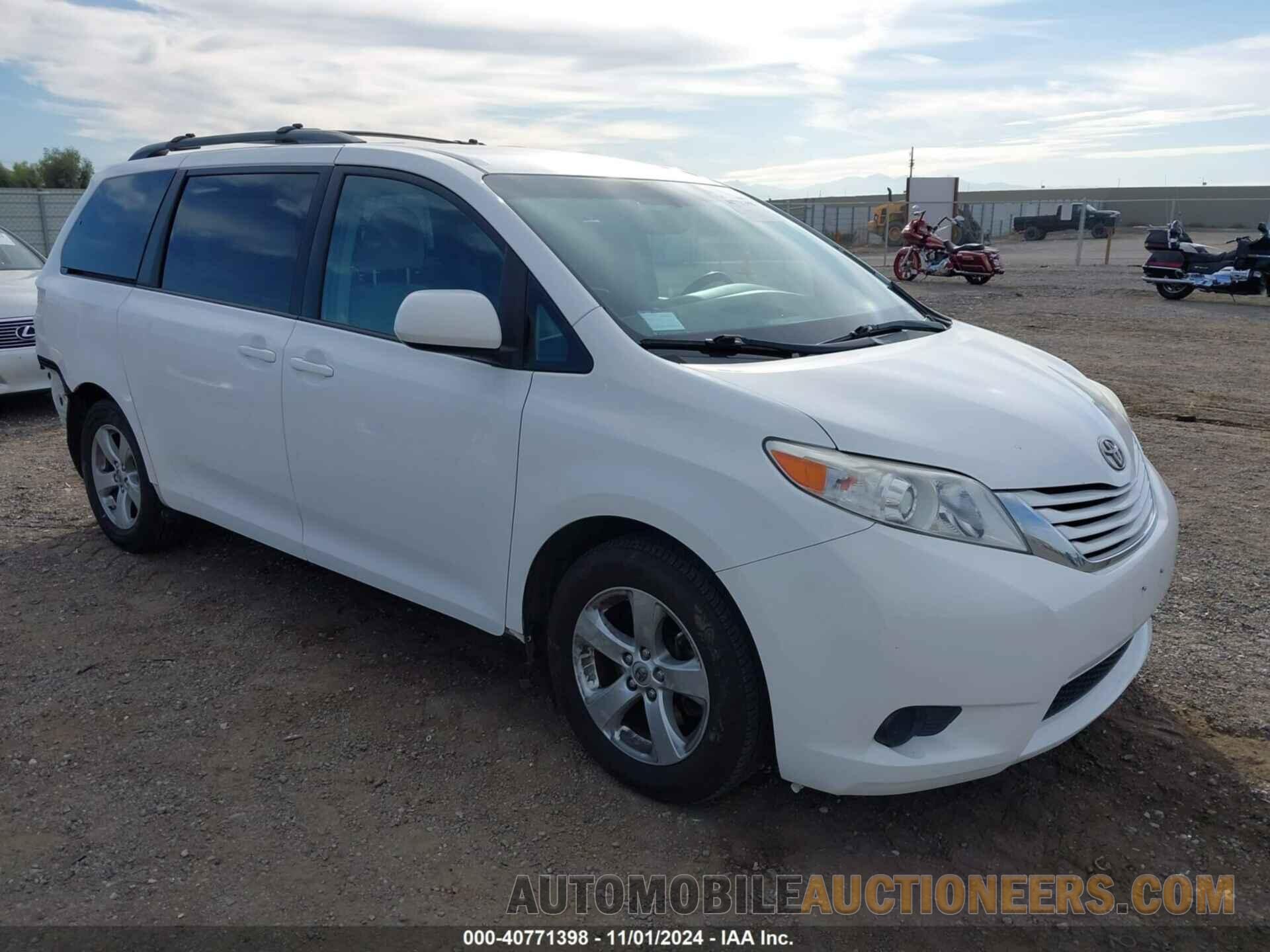 5TDKK3DC1FS546384 TOYOTA SIENNA 2015