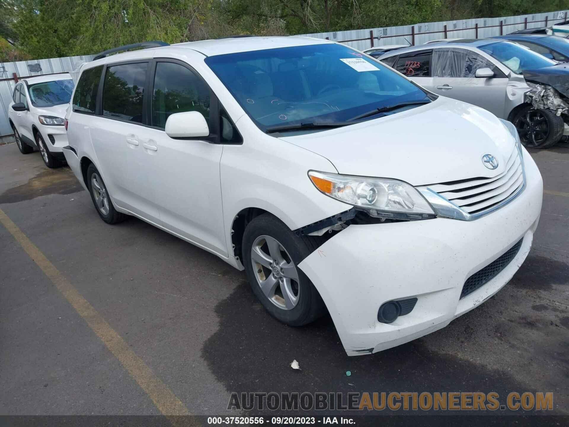 5TDKK3DC2FS553604 TOYOTA SIENNA 2015