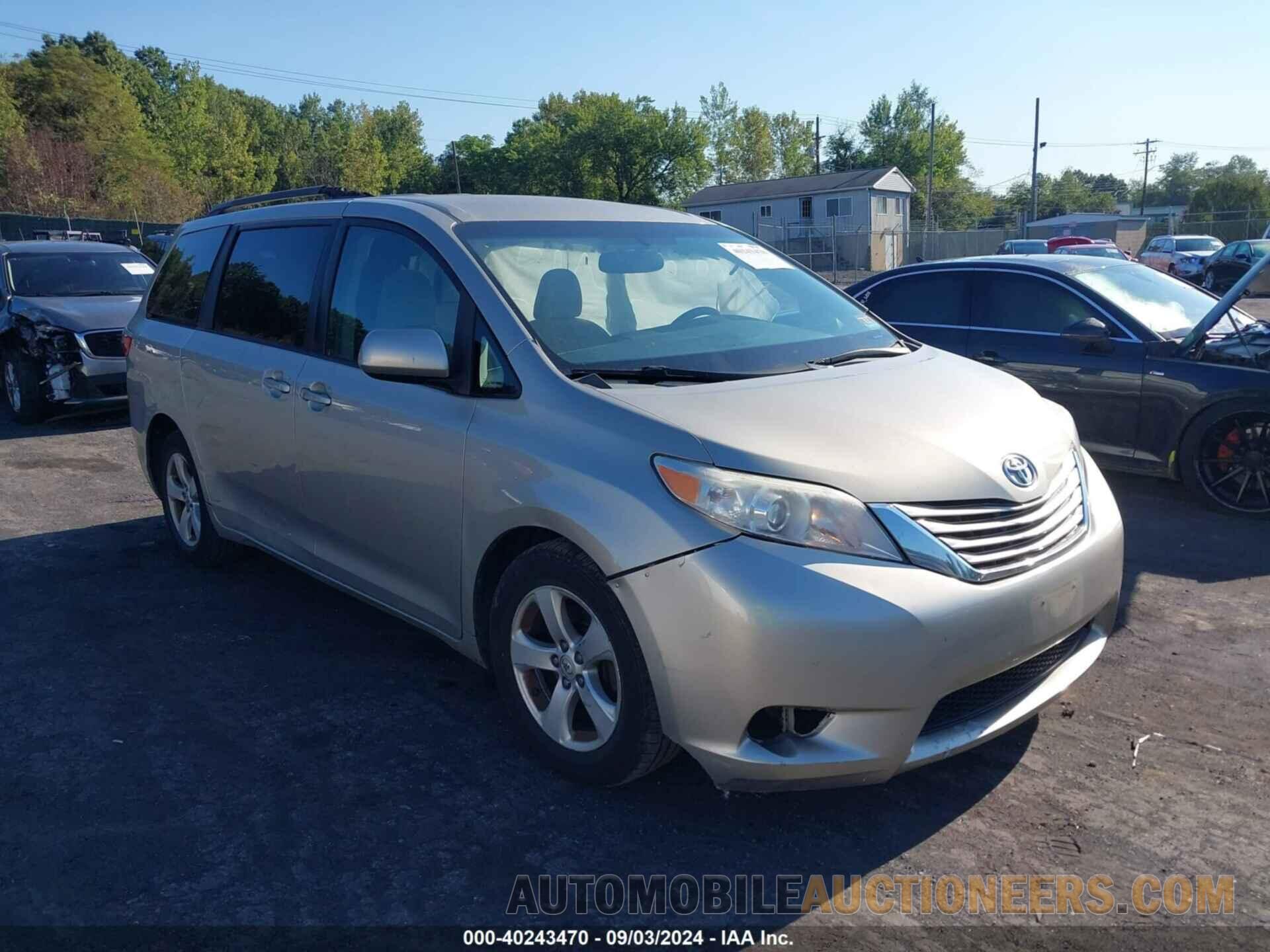 5TDKK3DC2FS582732 TOYOTA SIENNA 2015